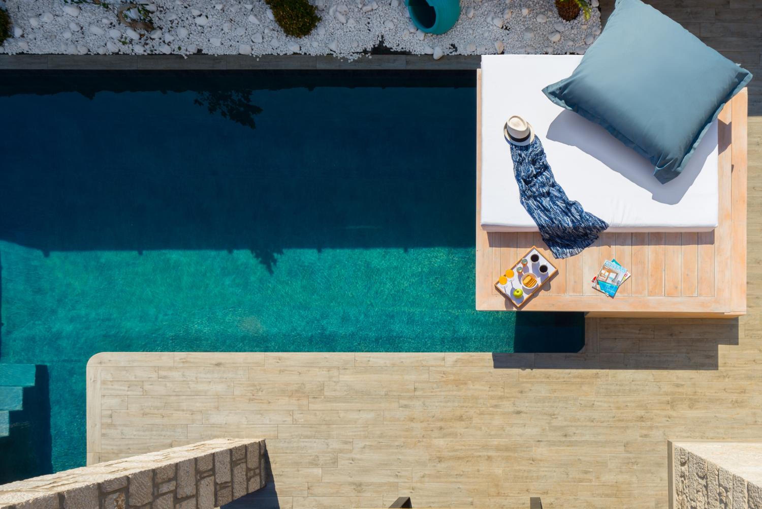 Five Bedroom Villa with Private Pool photo 2