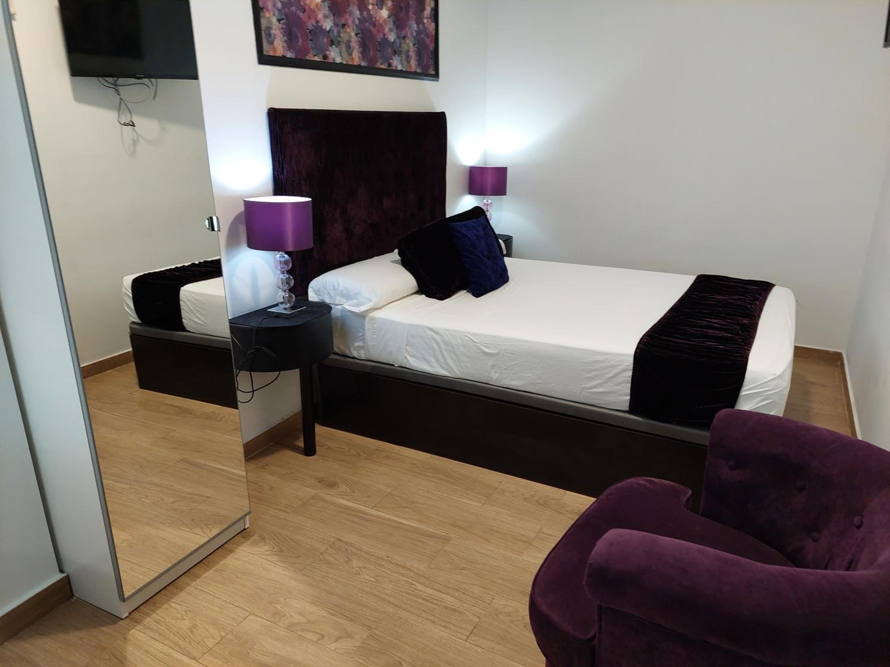 Habitación Doble con Baño Privado
