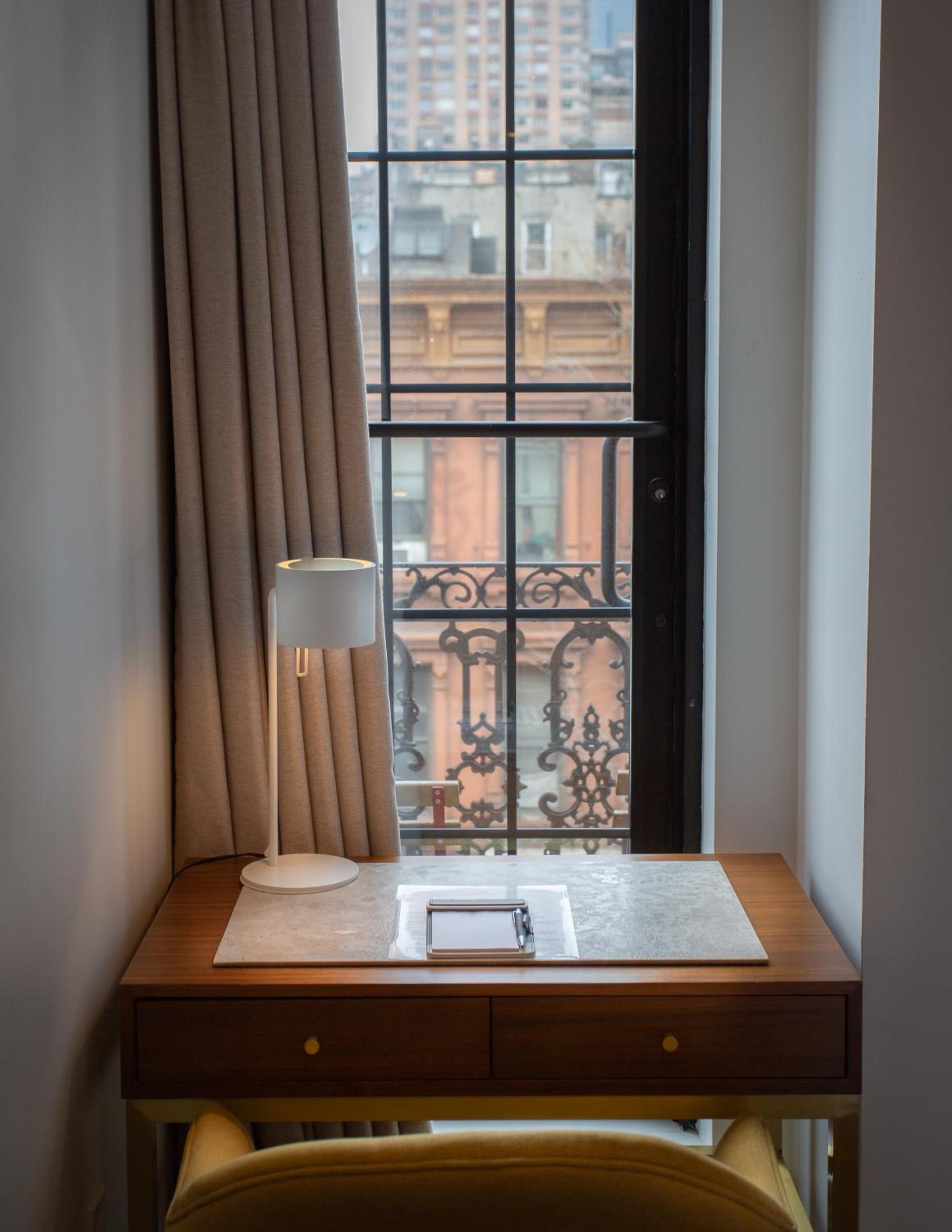 Deluxe Double Room photo 2