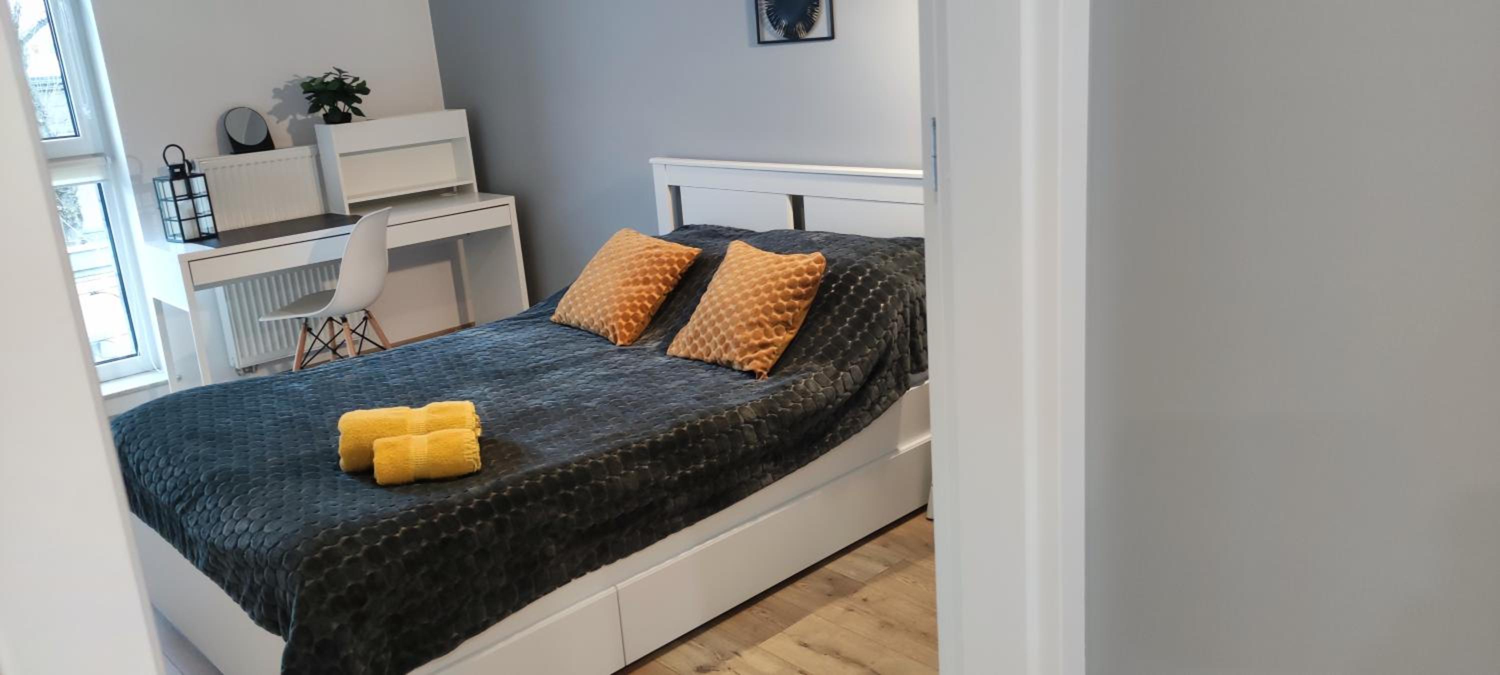 One-Bedroom Apartment - Photo 6