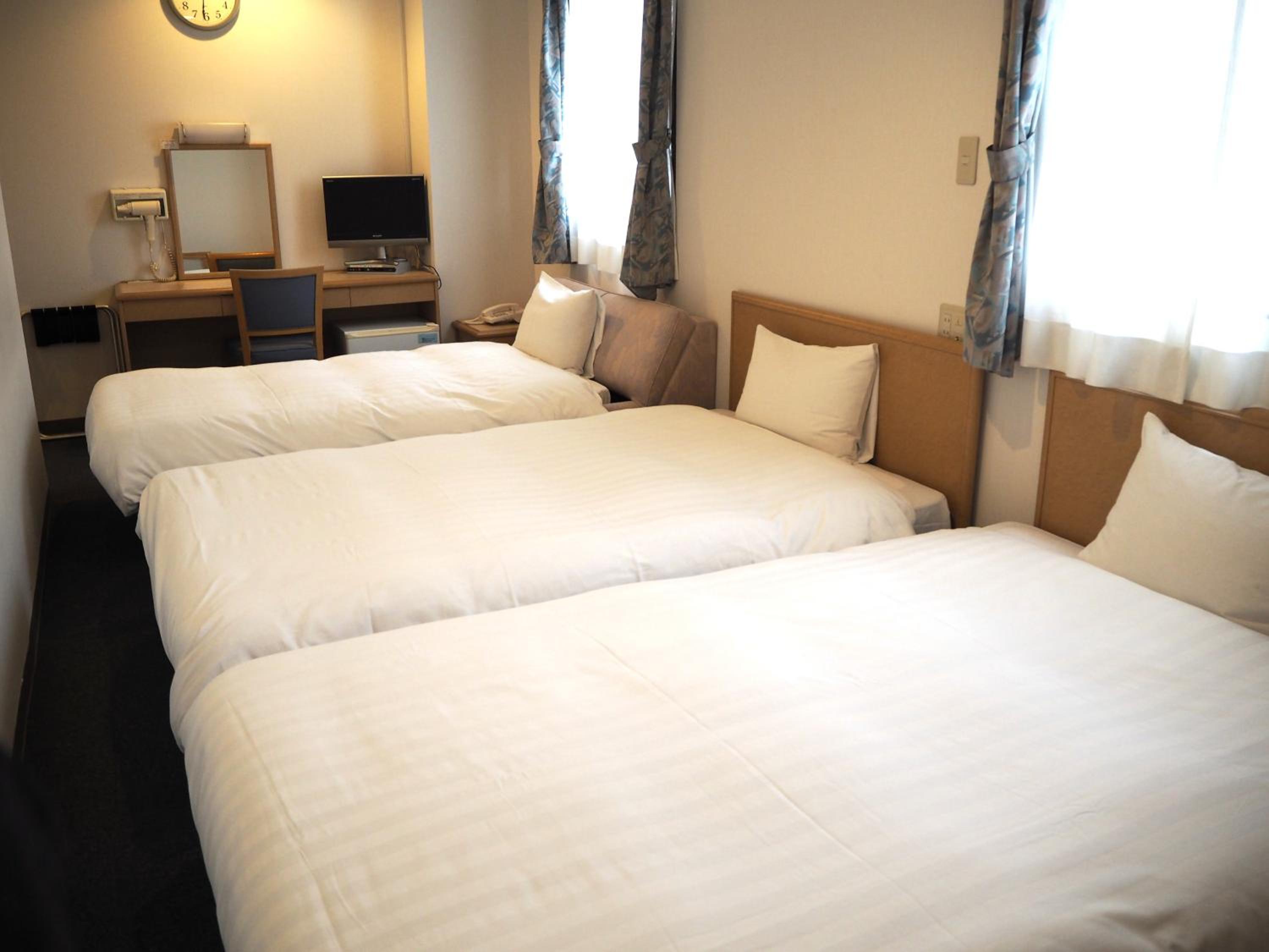 Triple Room - Non-Smoking