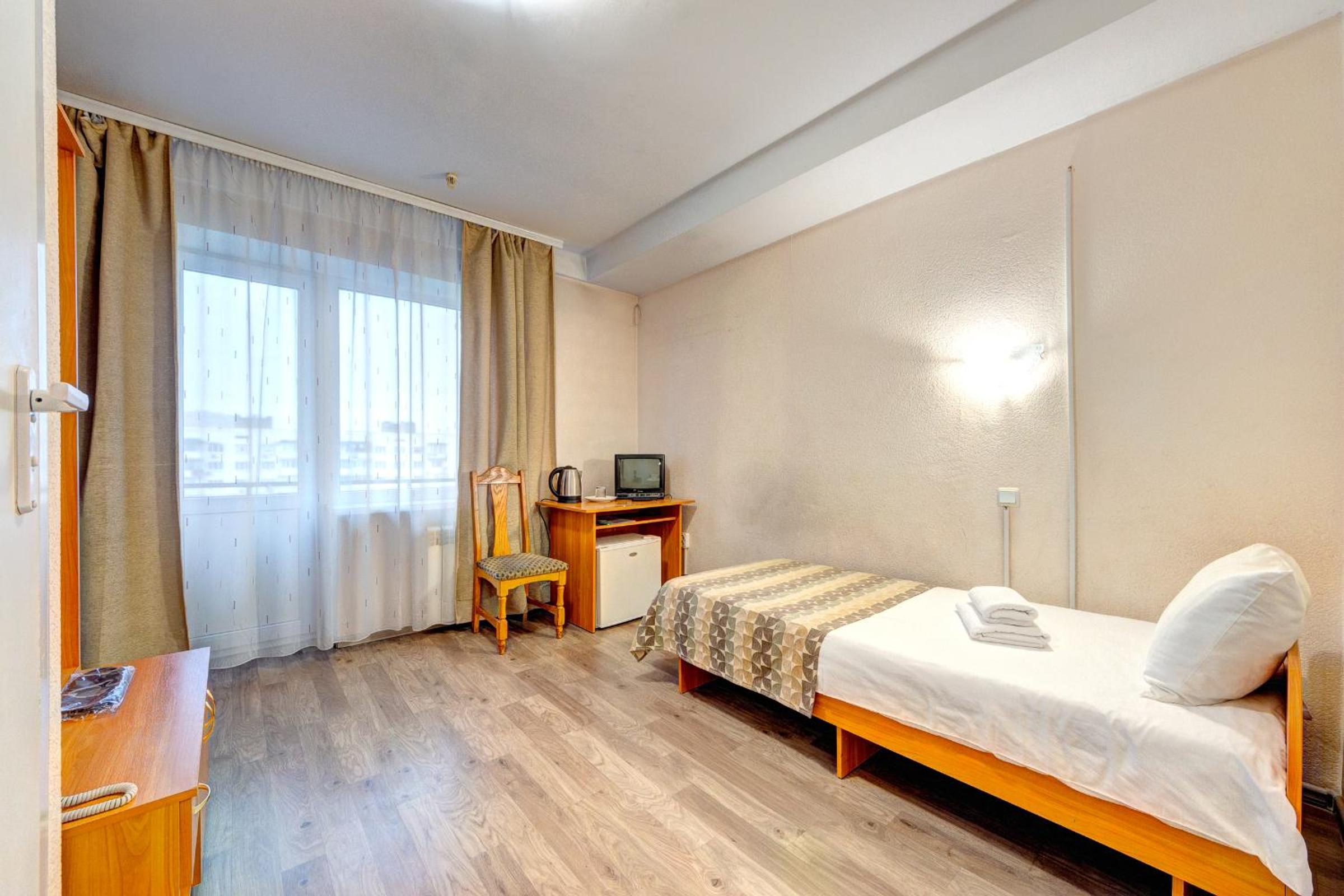 Standard Single Room