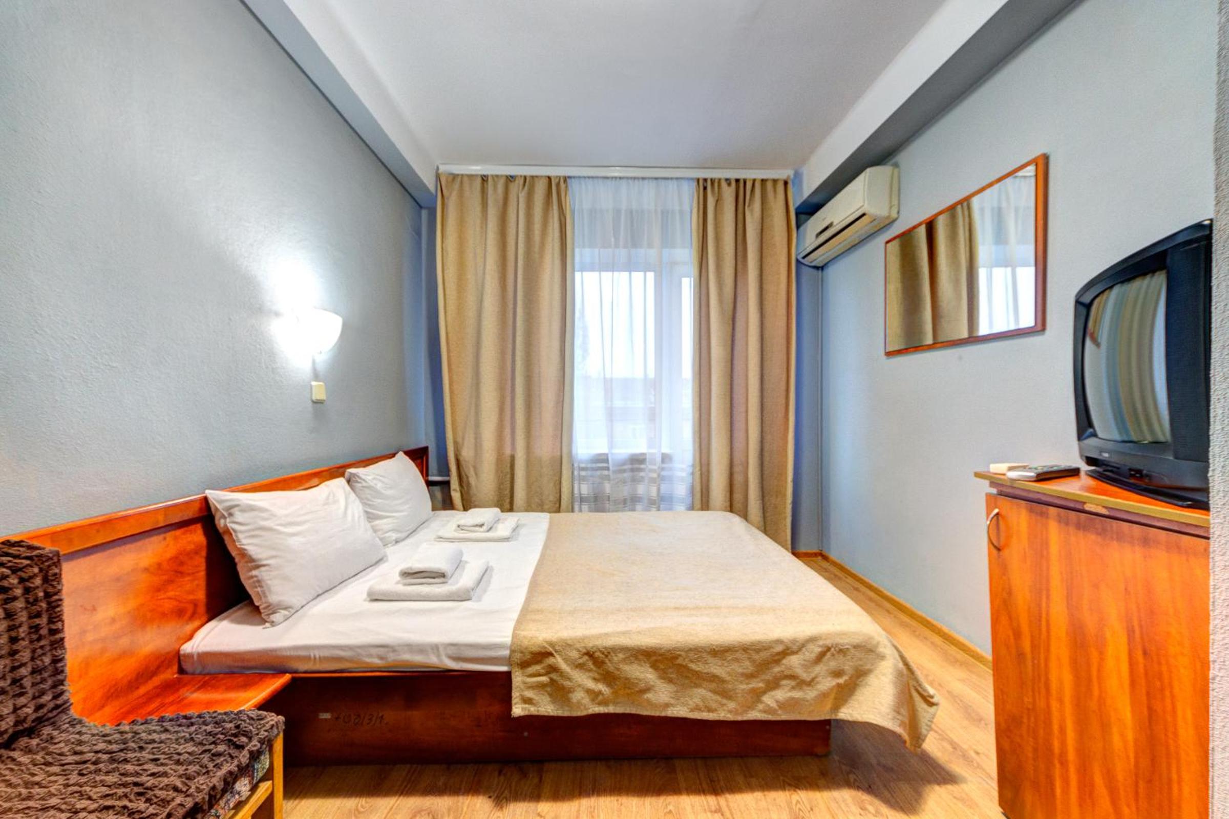 Standard Double or Twin Room photo 1