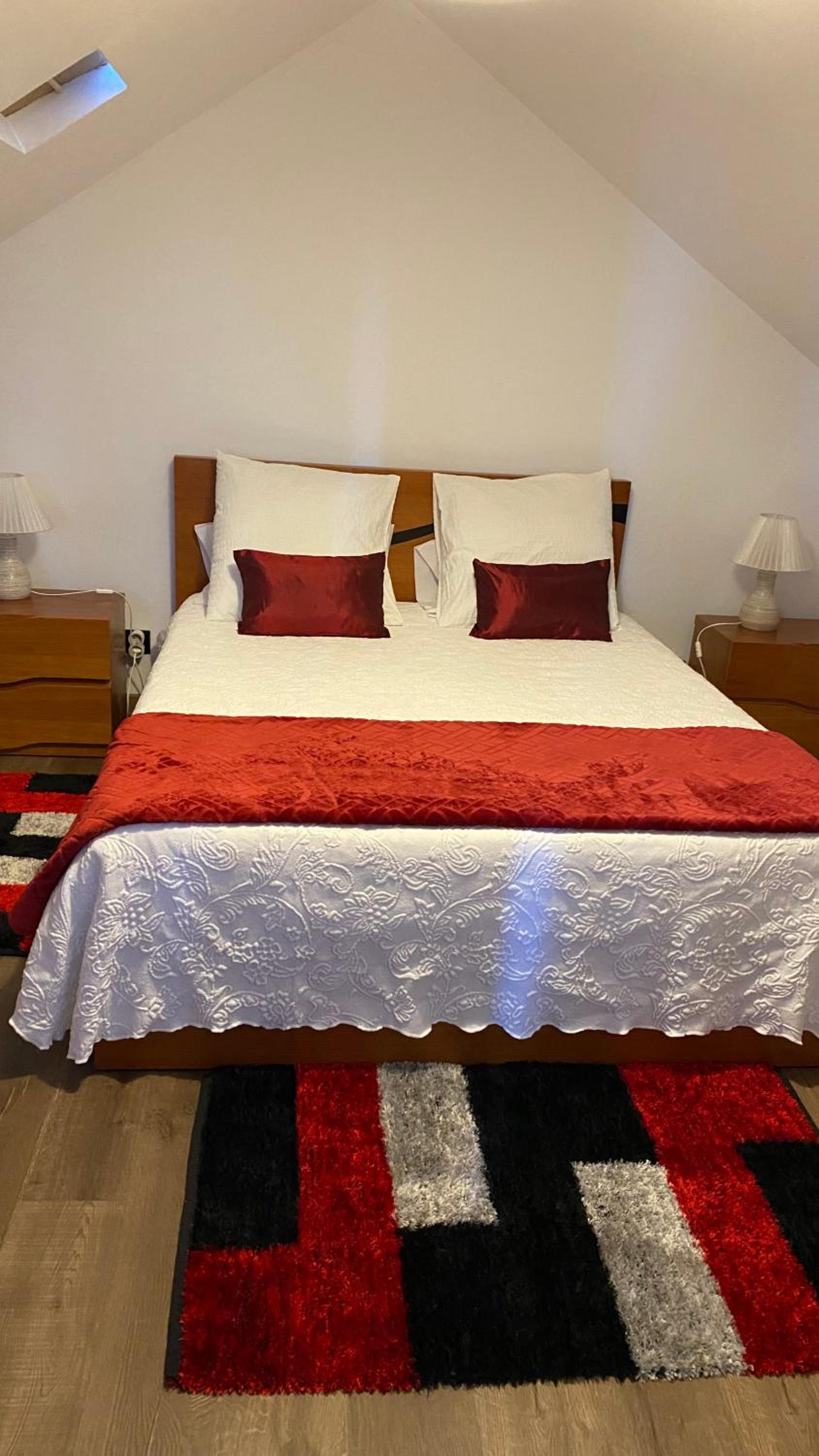 One-Bedroom House photo 1