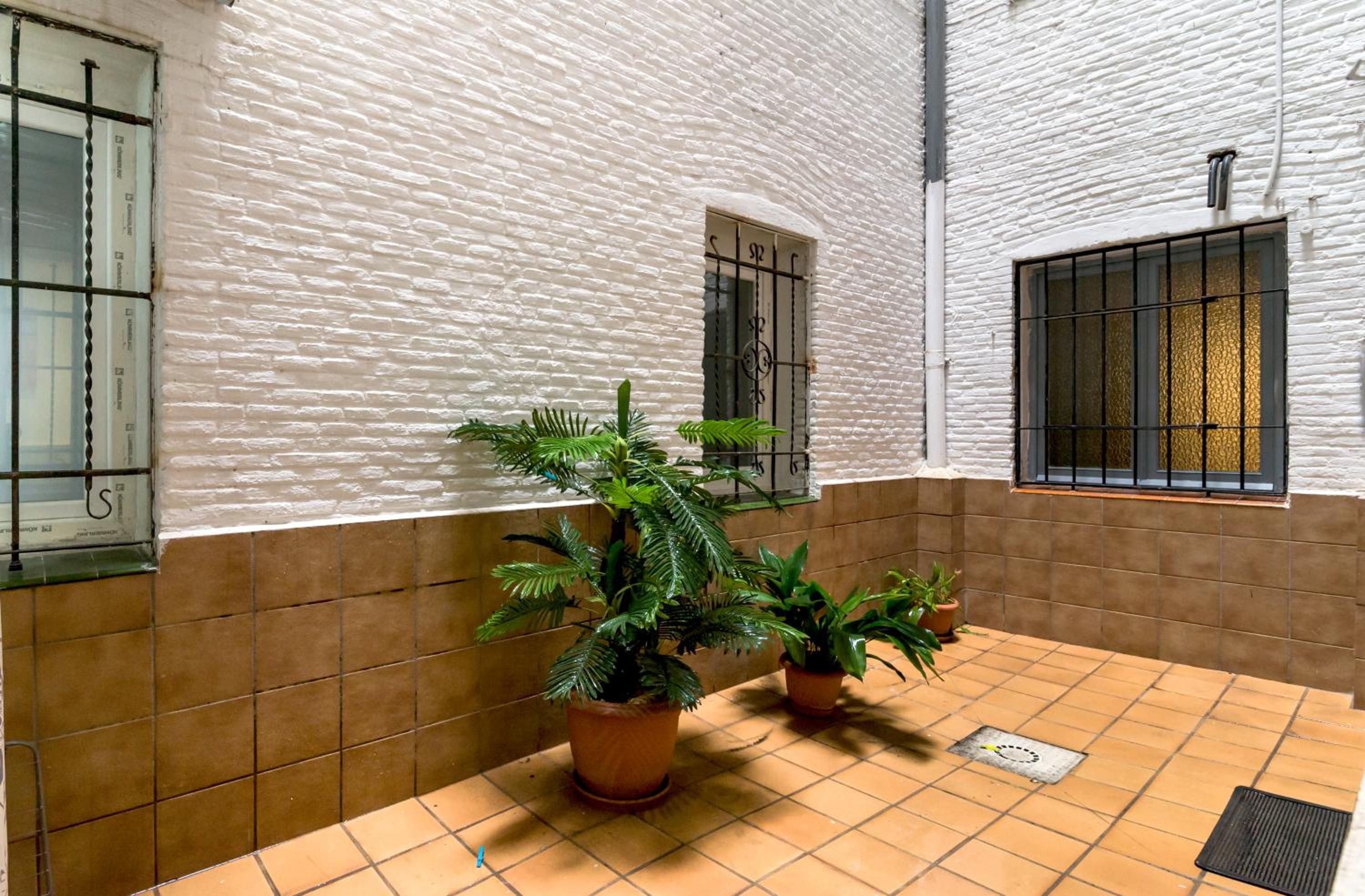 Two-Bedroom Apartment - Photo 10