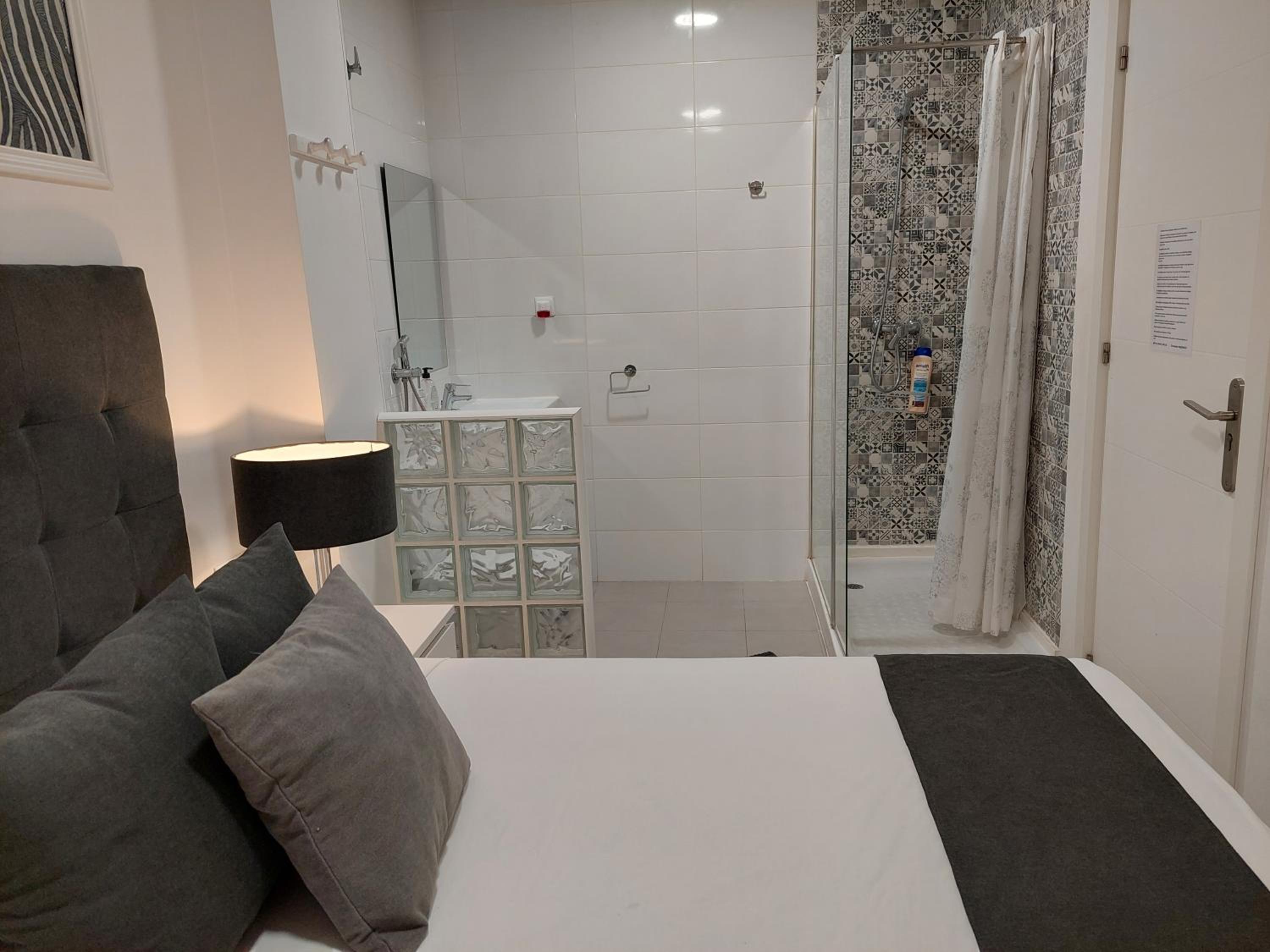 Habitación Doble con Baño Privado