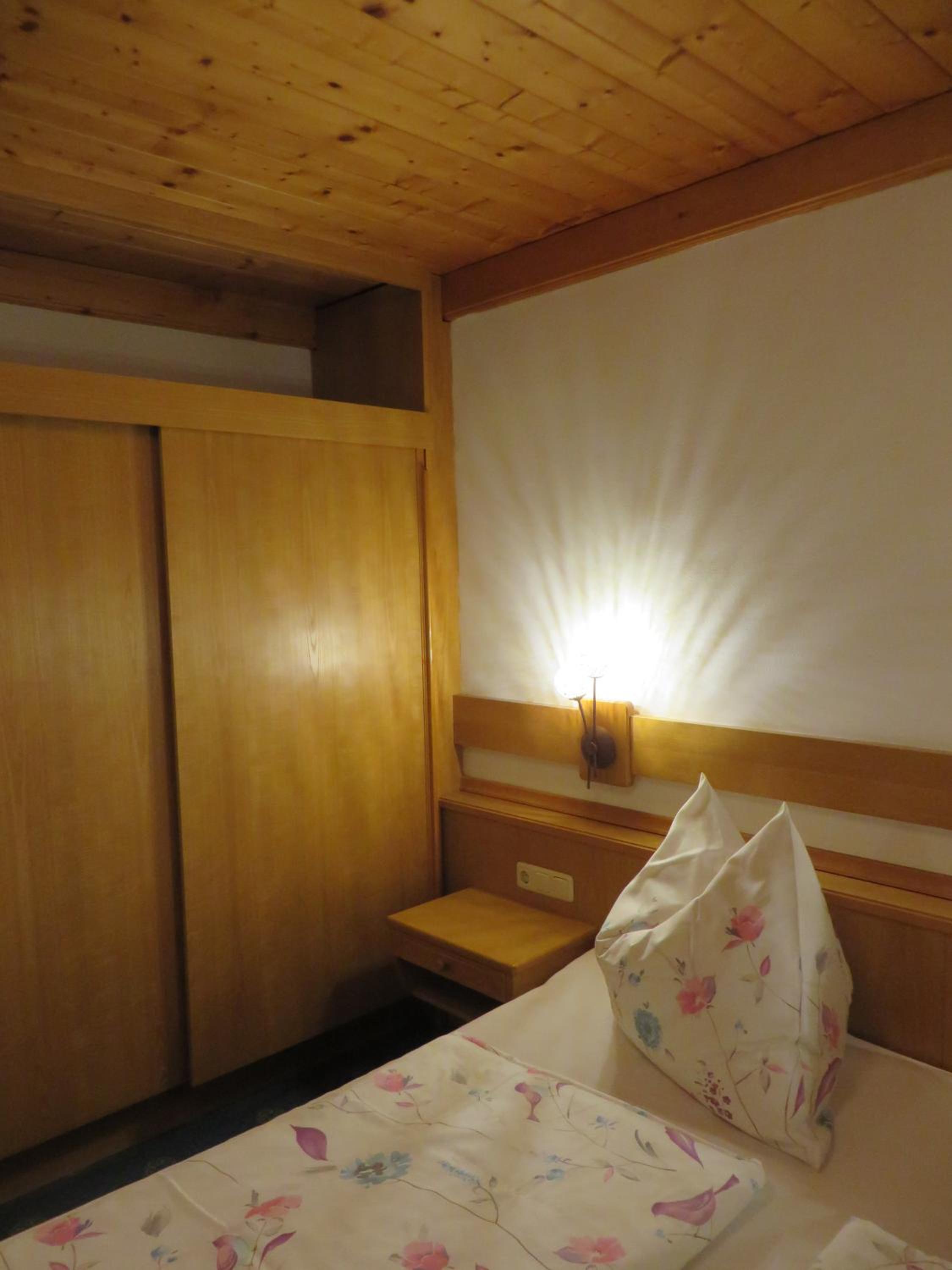Apartment photo 3
