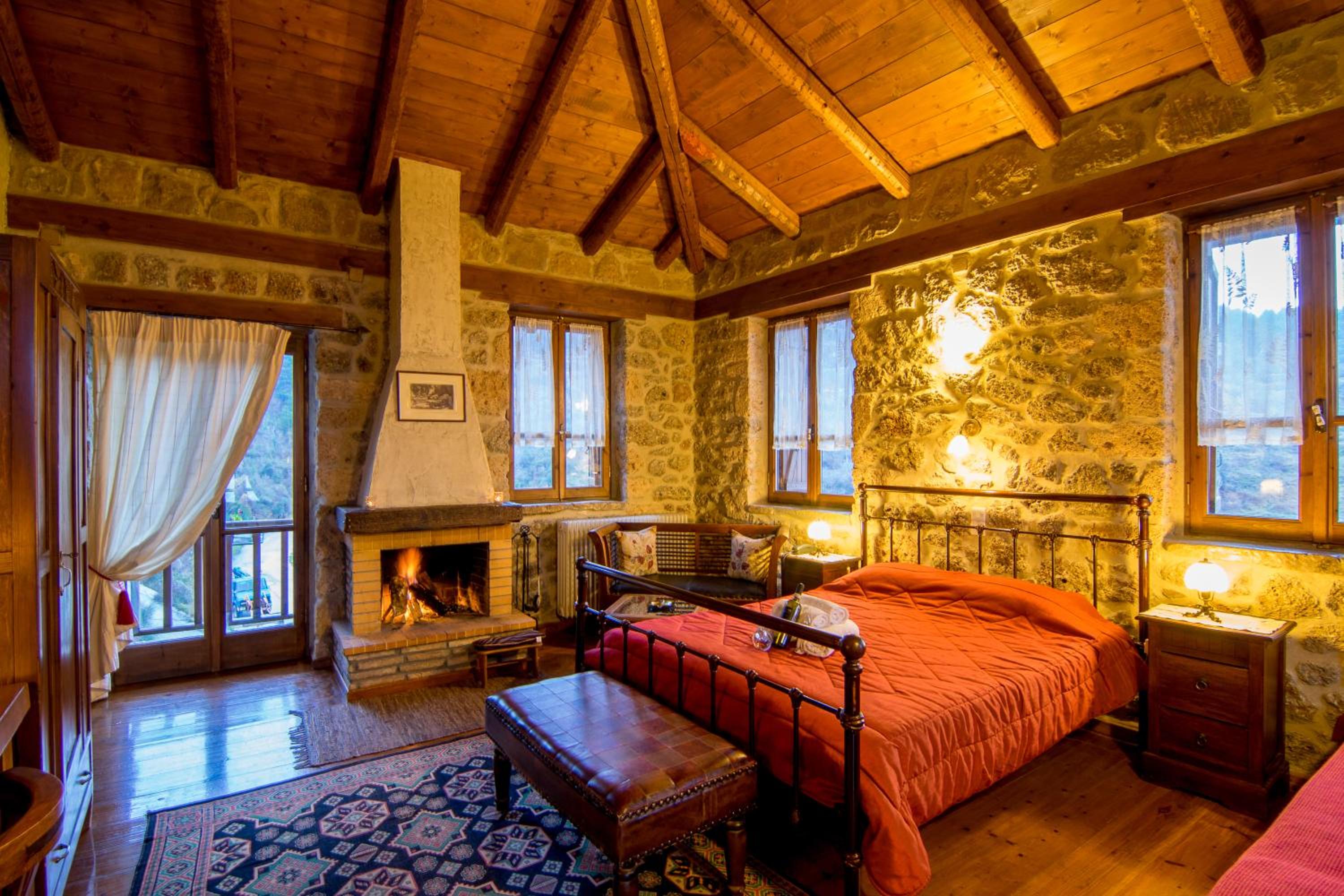 Luxury Suite photo 2