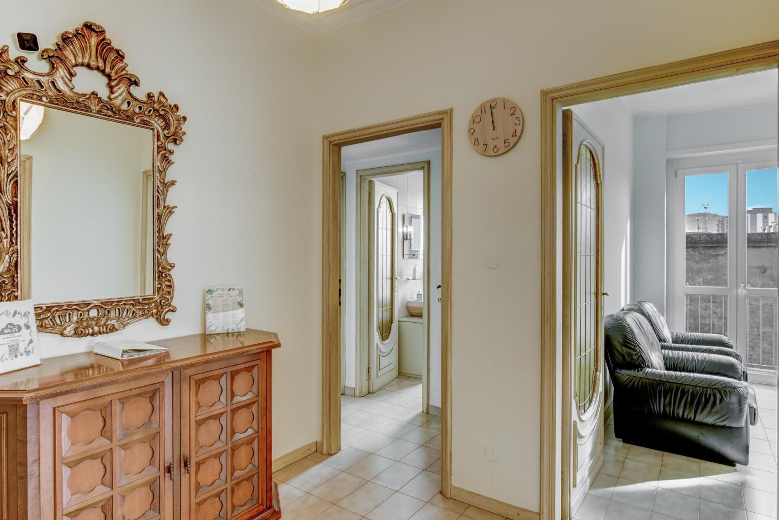 One-Bedroom Apartment - Photo 29