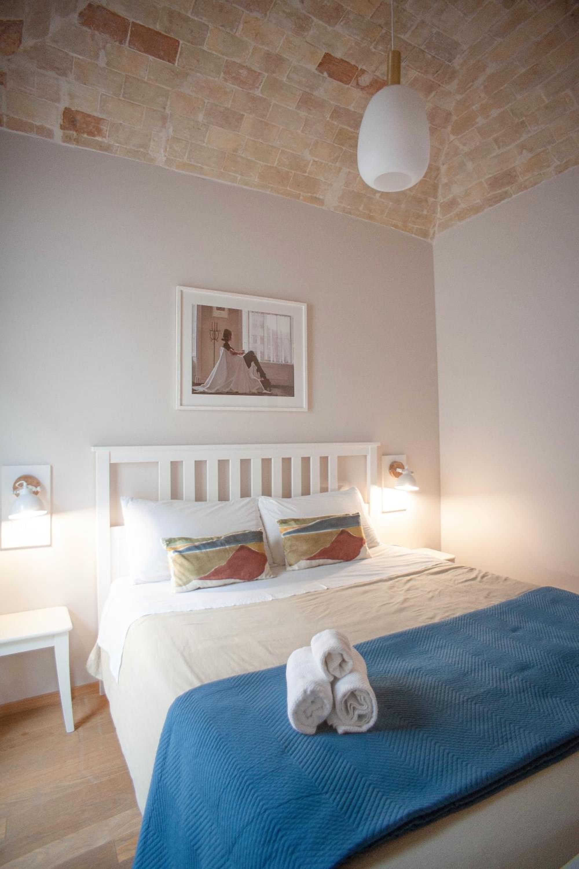 Deluxe Double Room with Extra Bed photo 1