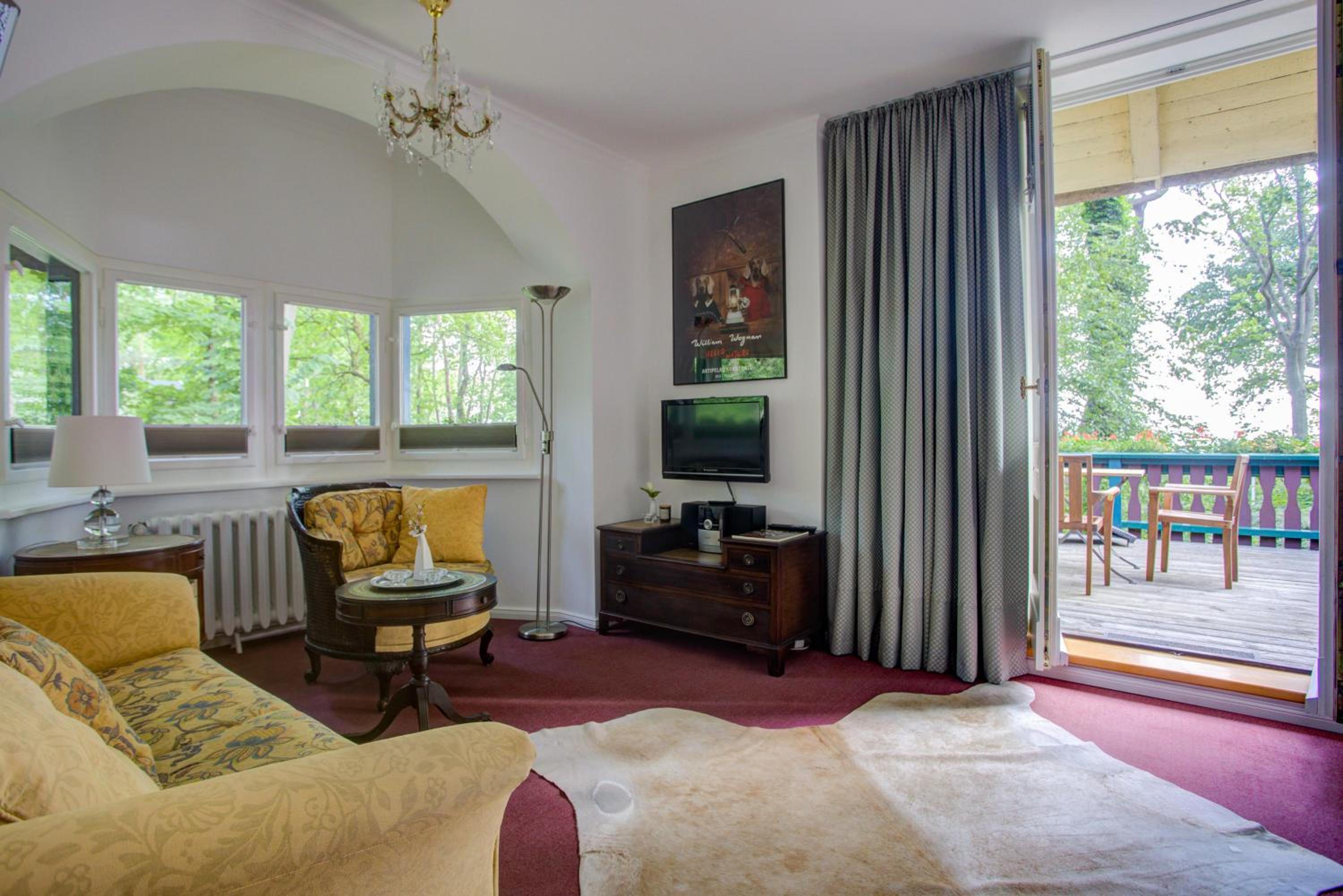 One-Bedroom Apartment with Sea View and Terrace photo 1
