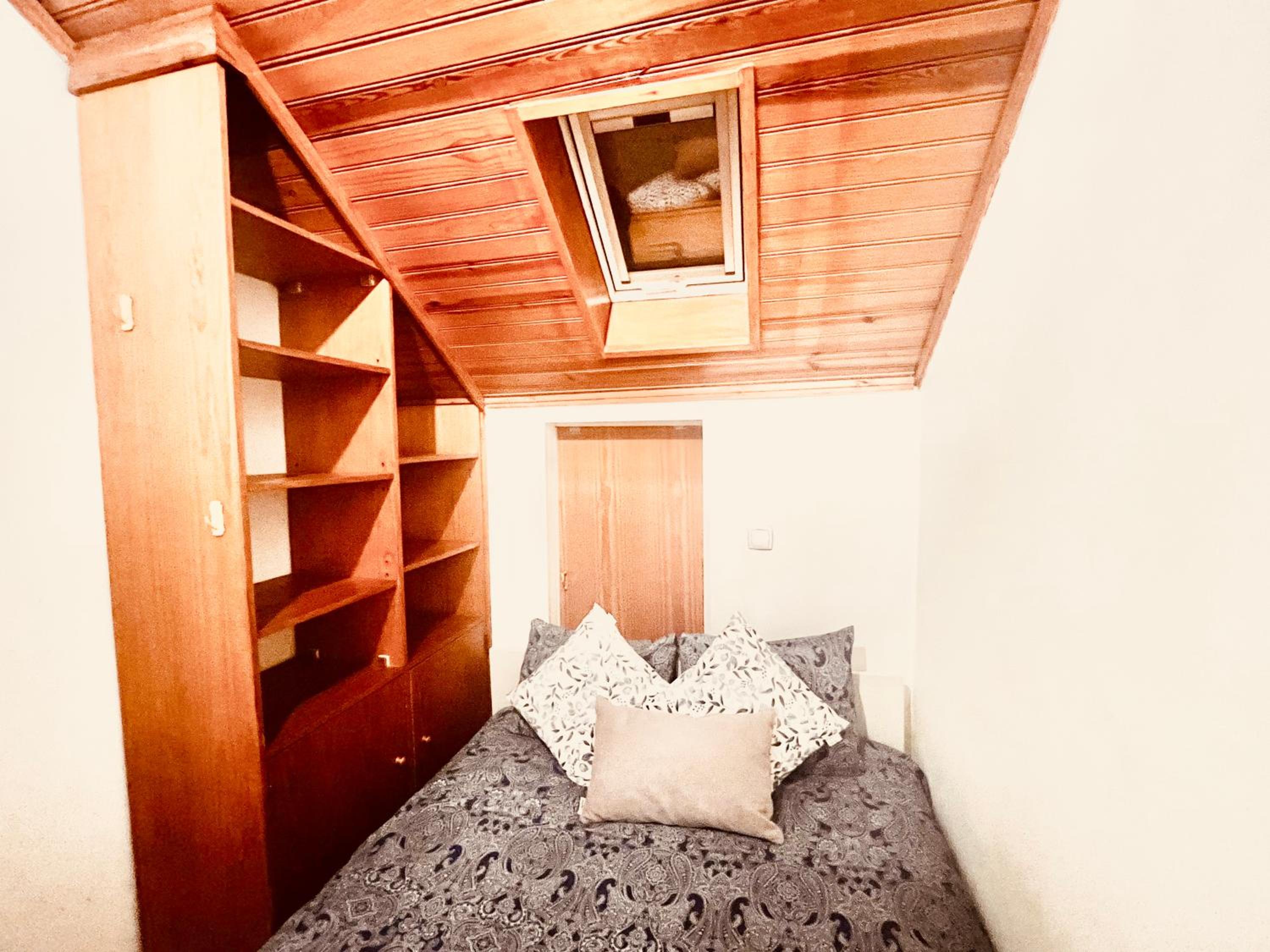 Three-Bedroom Apartment - Photo 12