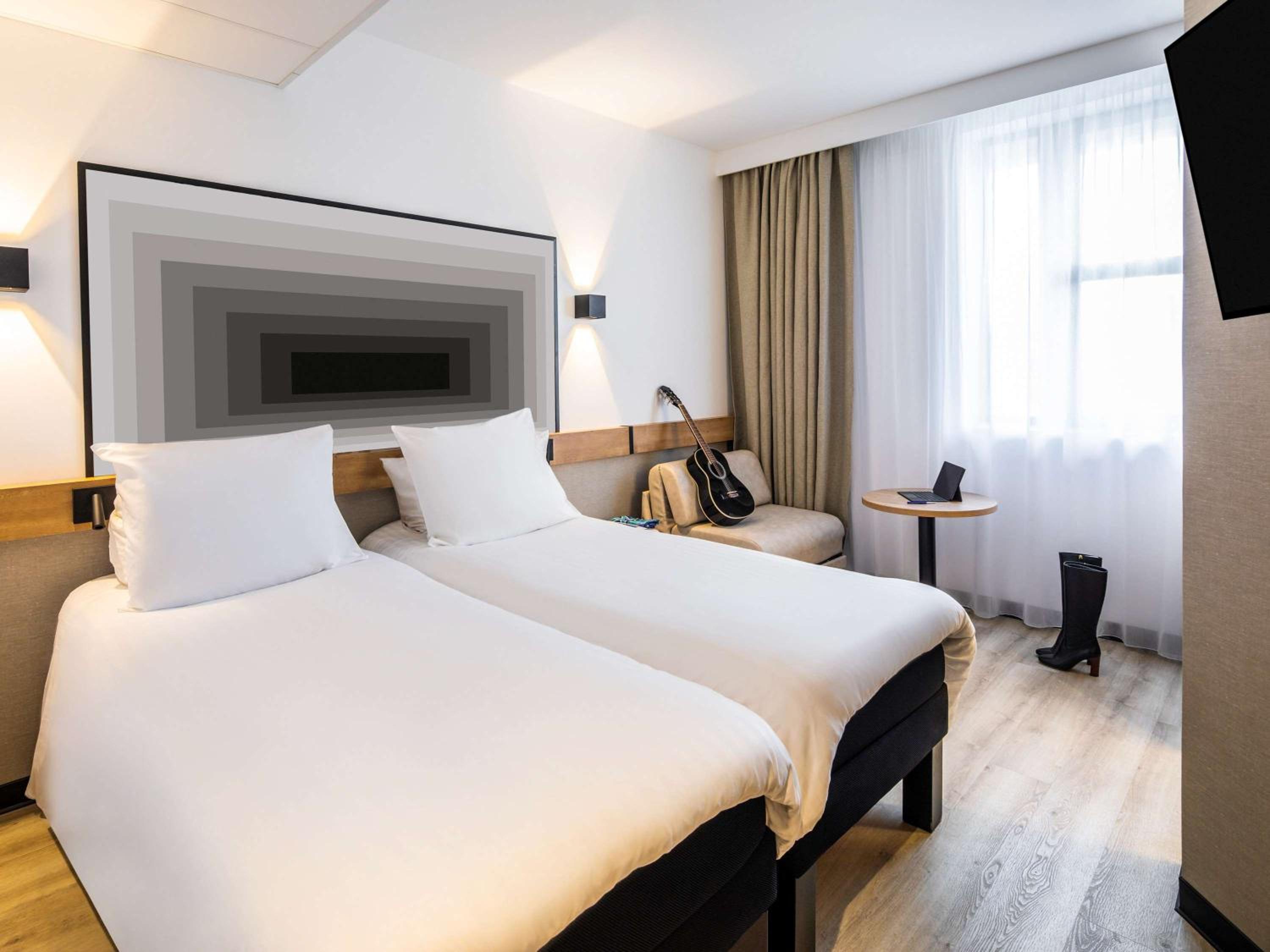Standard Twin Room - Photo 1