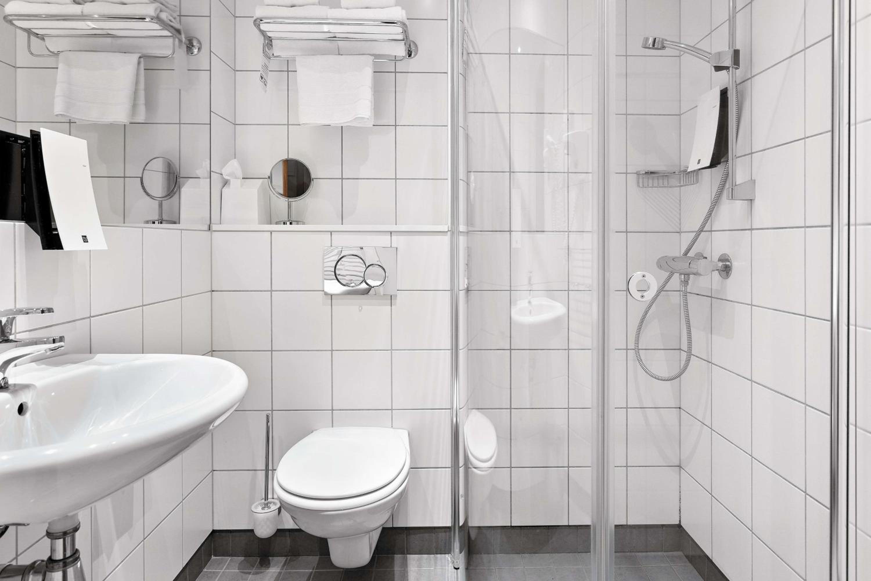 Basic Double or Twin Room