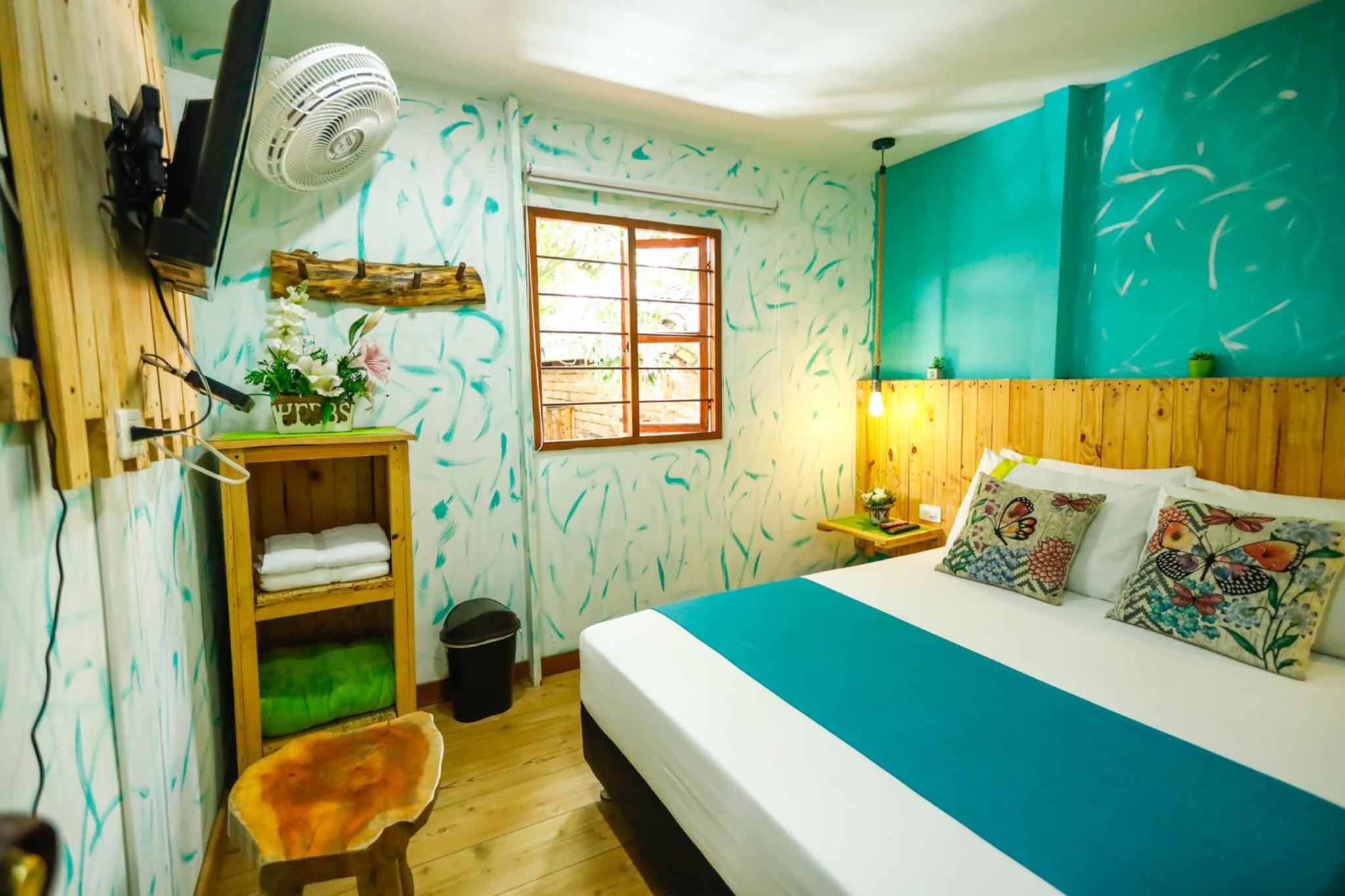 Standard Double Room with Shared Bathroom