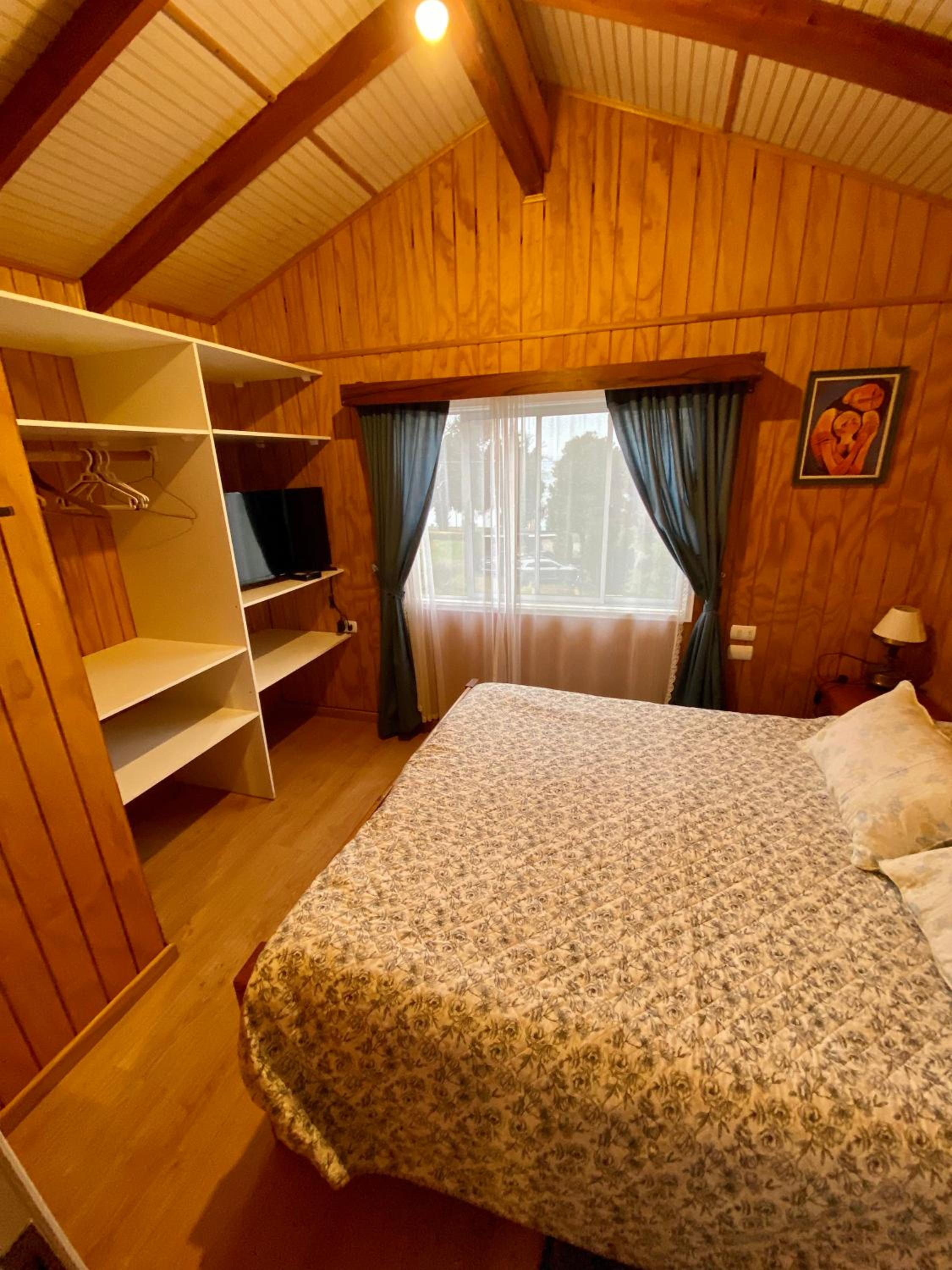 Two-Bedroom House photo 3