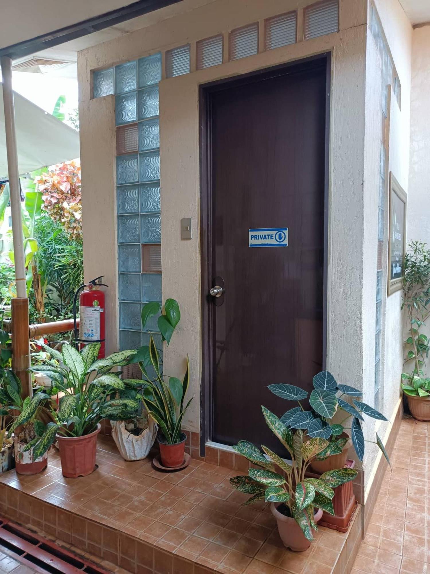 Single Room with Private External Bathroom photo 2