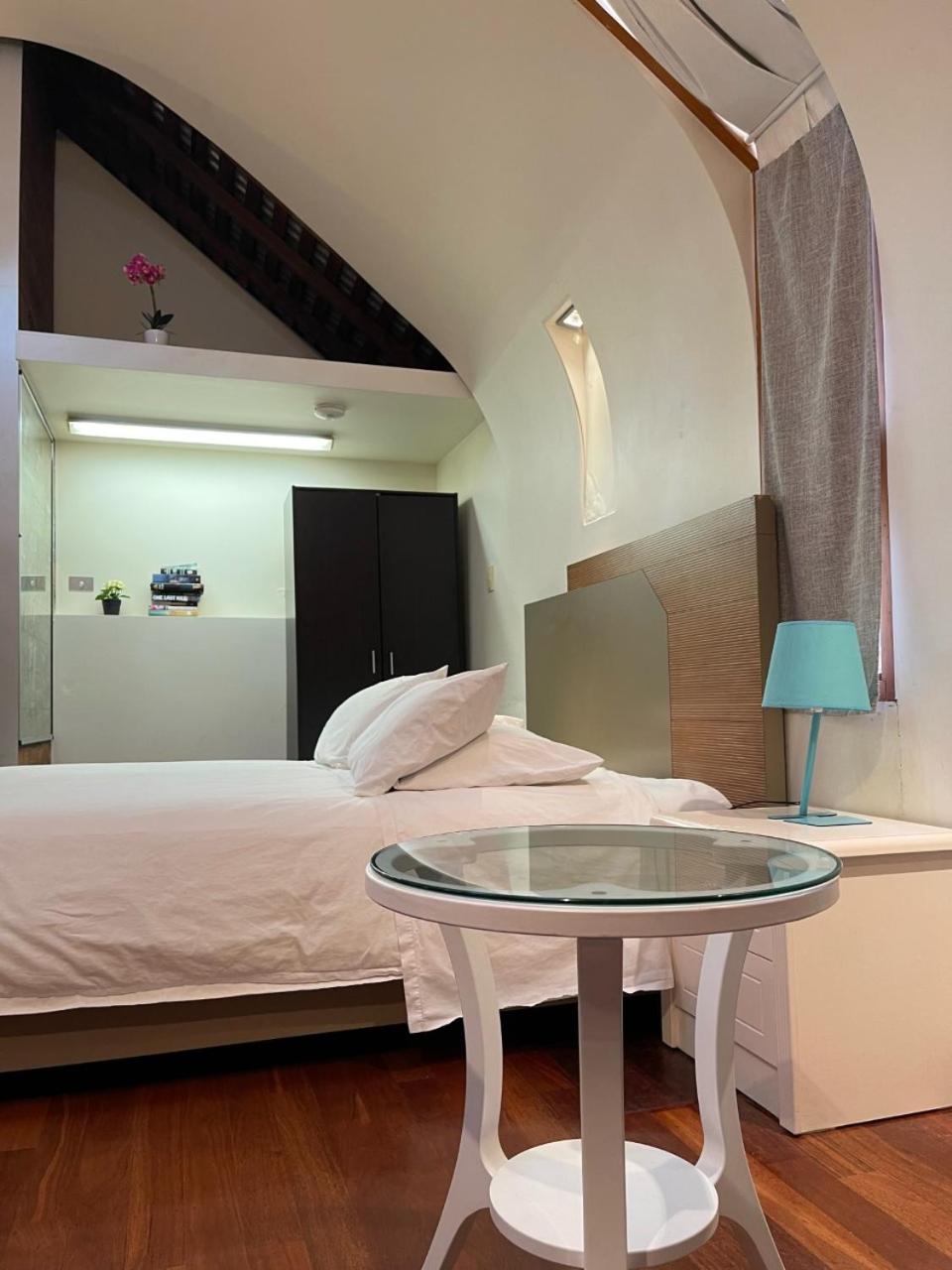 One-Bedroom Villa