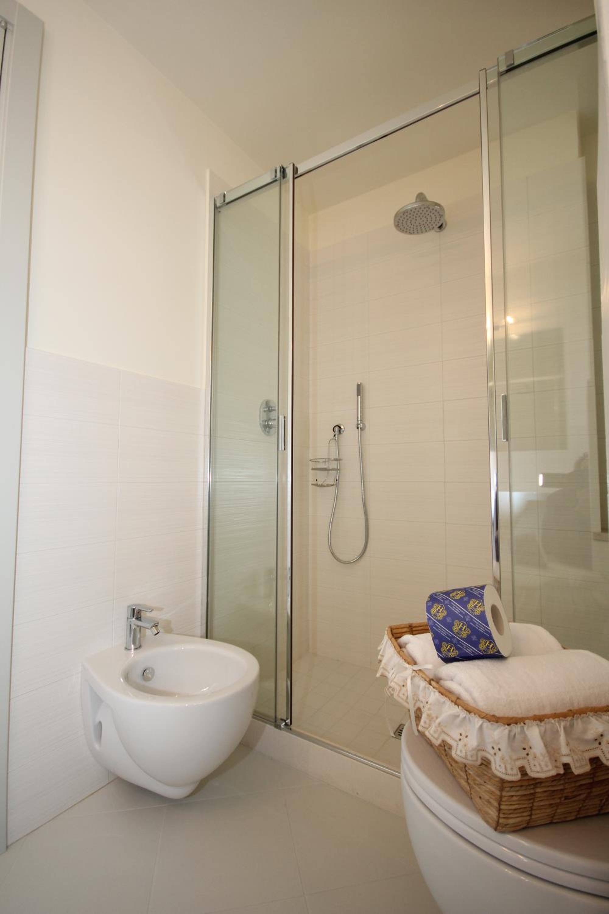 Triple Room - Photo 2
