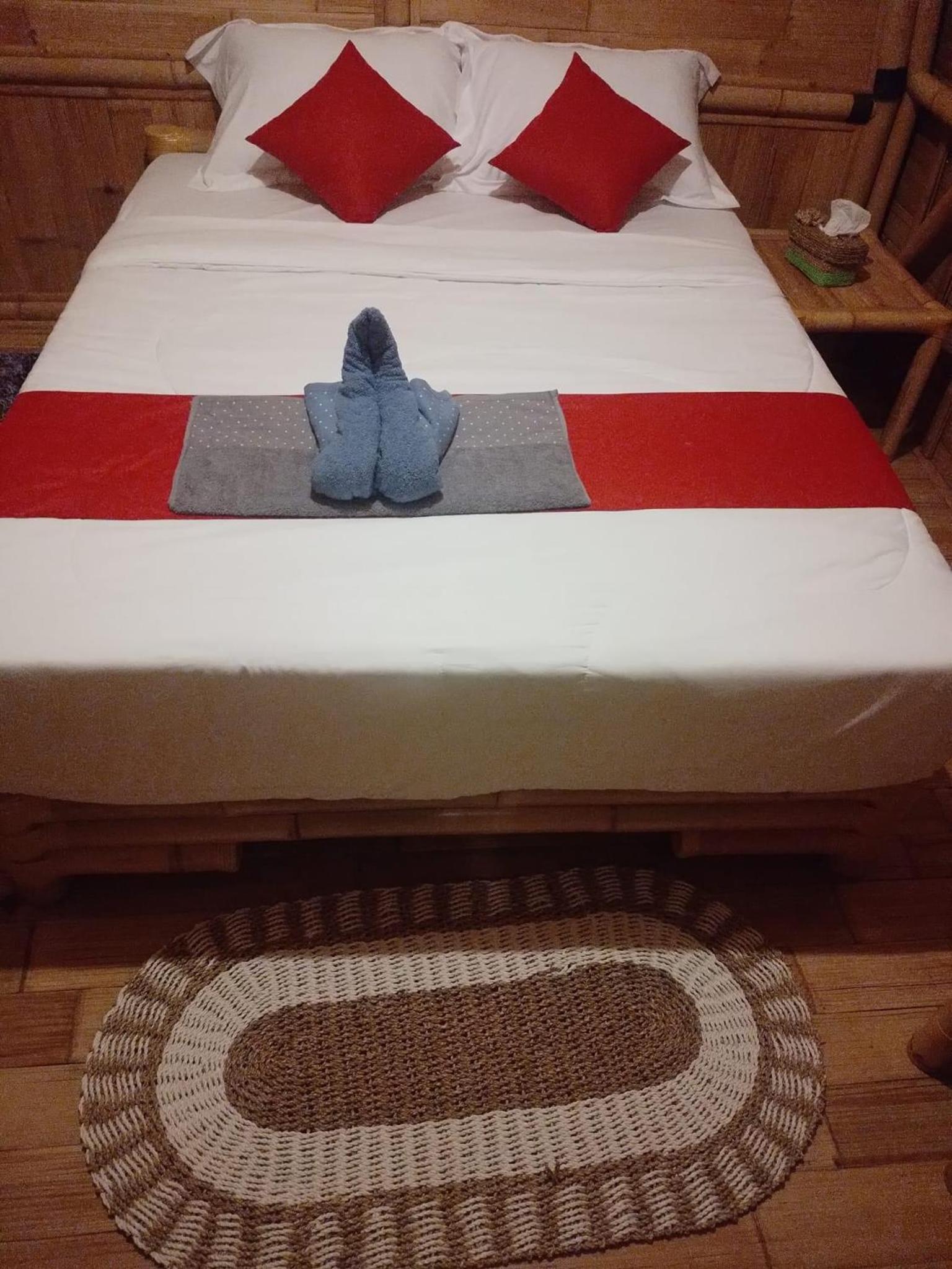 Deluxe Room - Photo 1