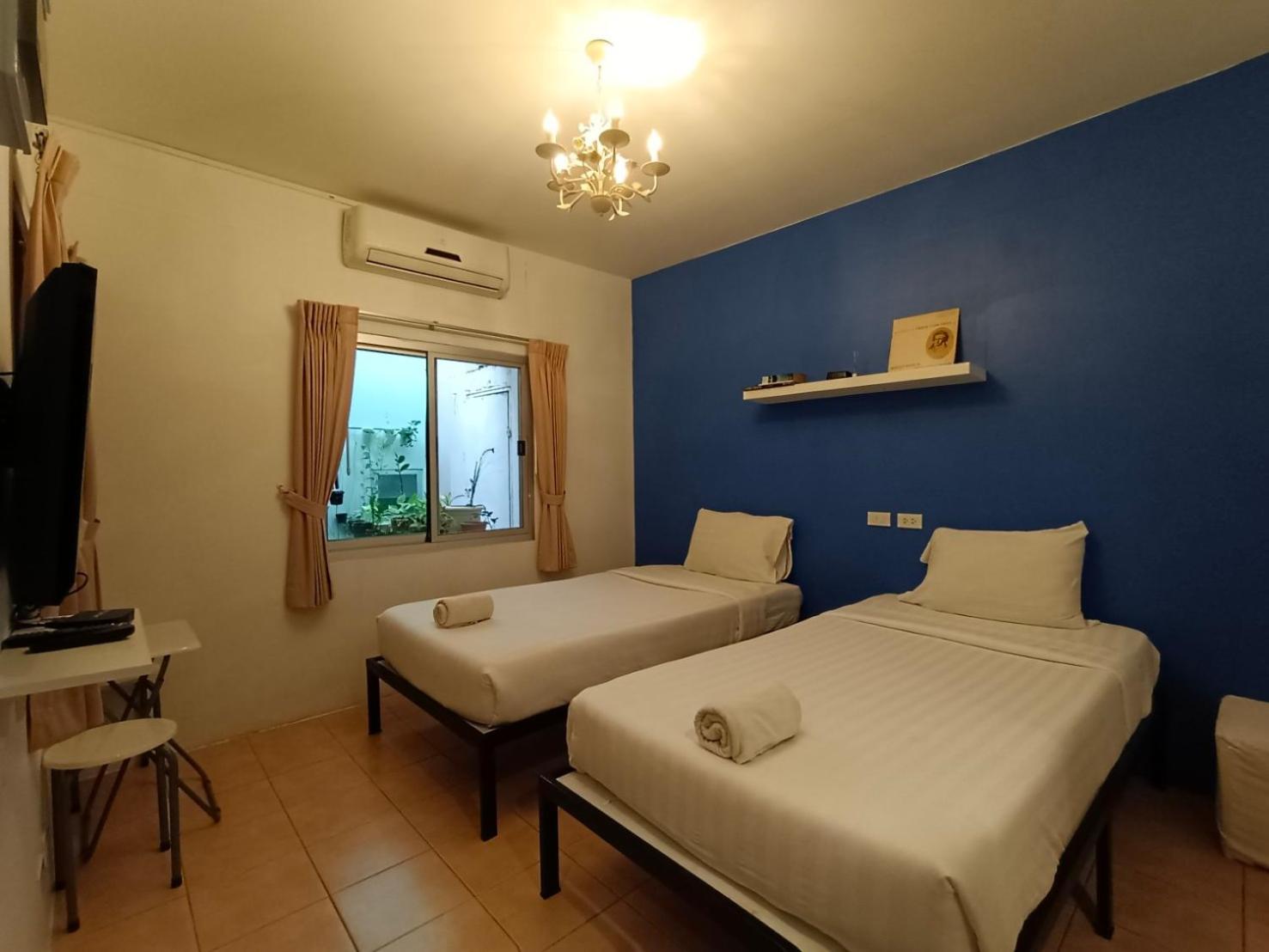 Standard Twin Room photo 3