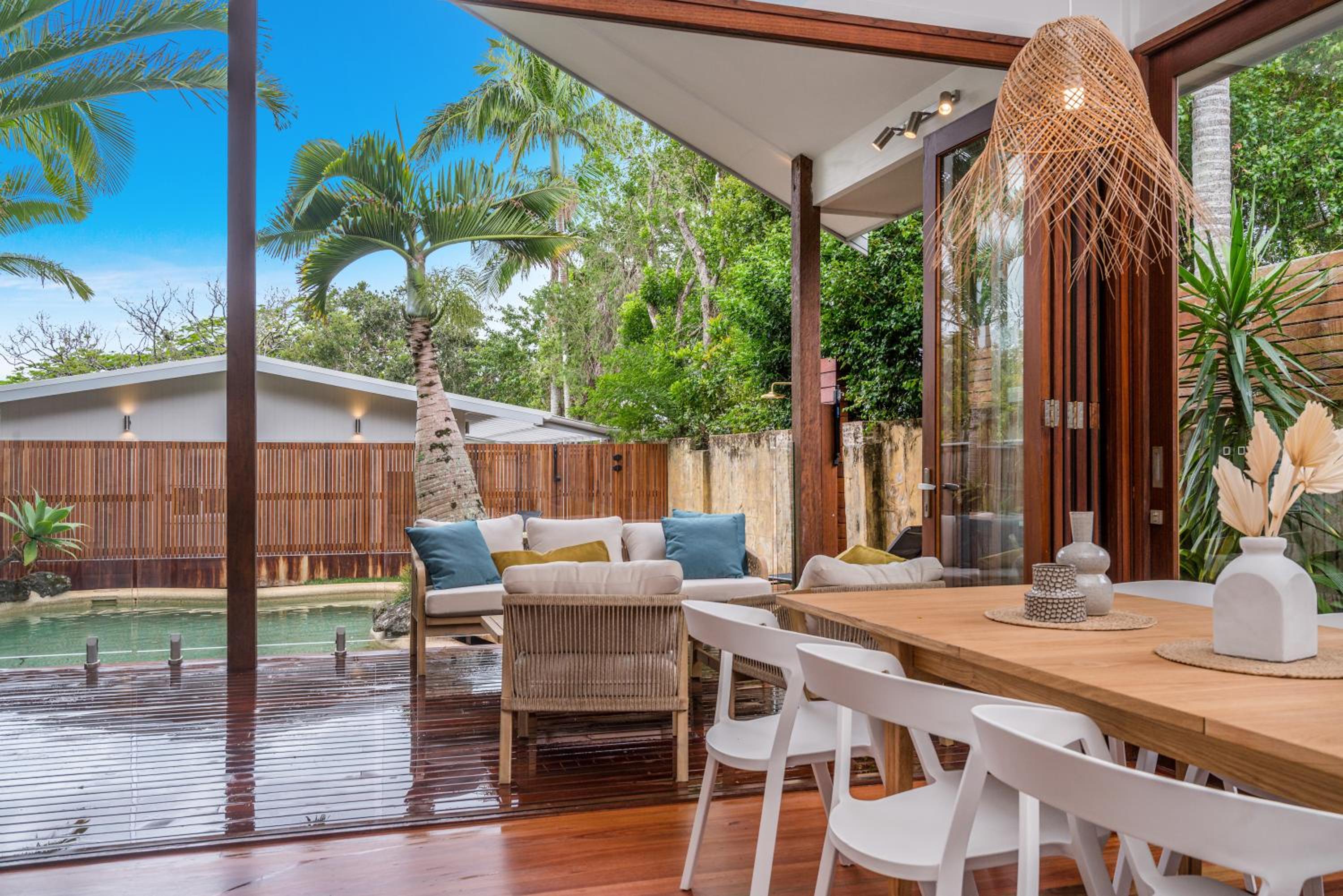 Three-Bedroom Villa photo 3