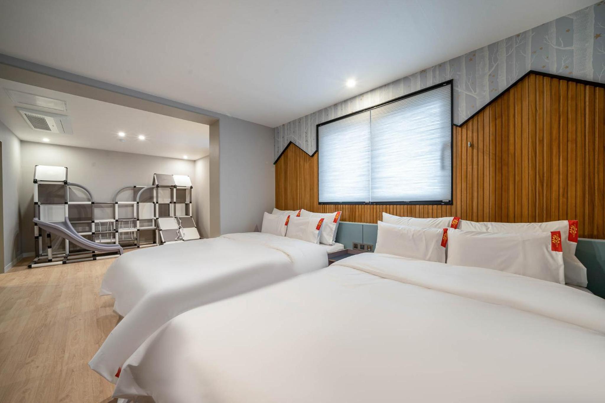 Deluxe Twin Room - Photo 5