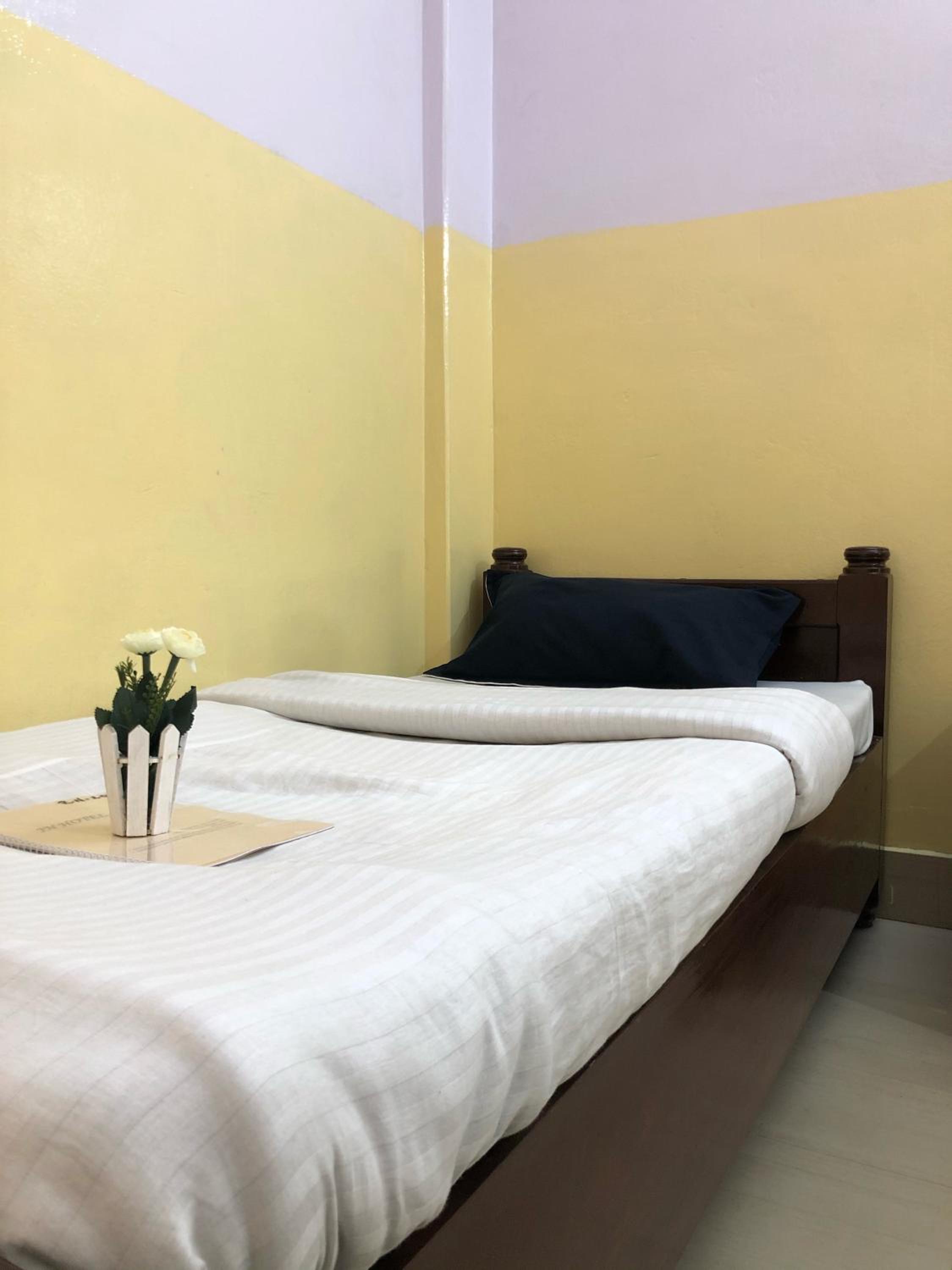 Budget Single Room