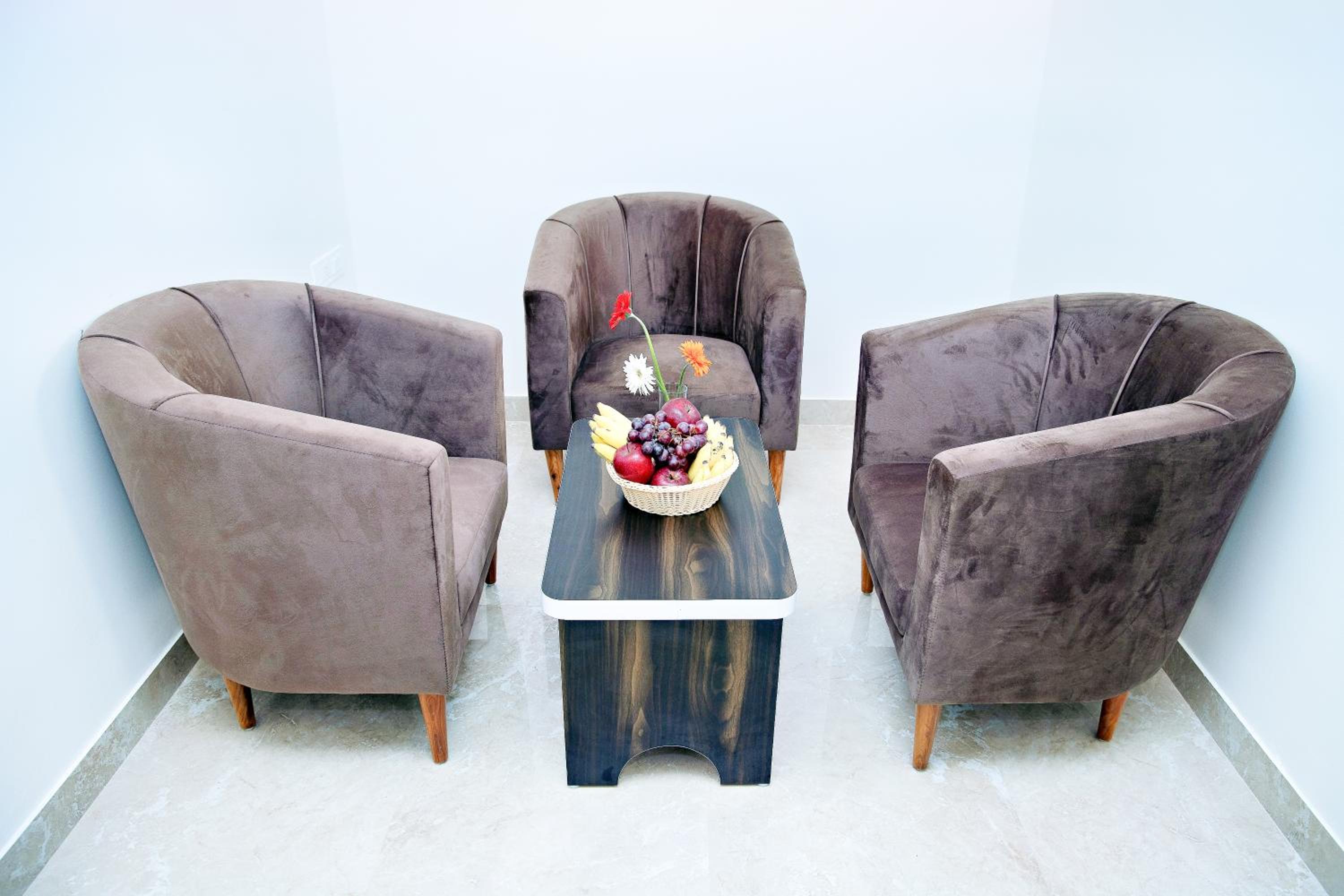 Suite - Photo 8