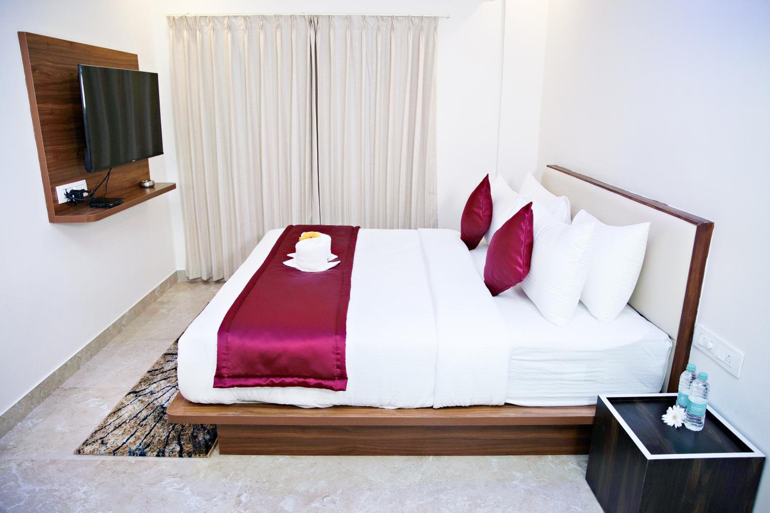 Deluxe Double or Twin Room - Photo 1