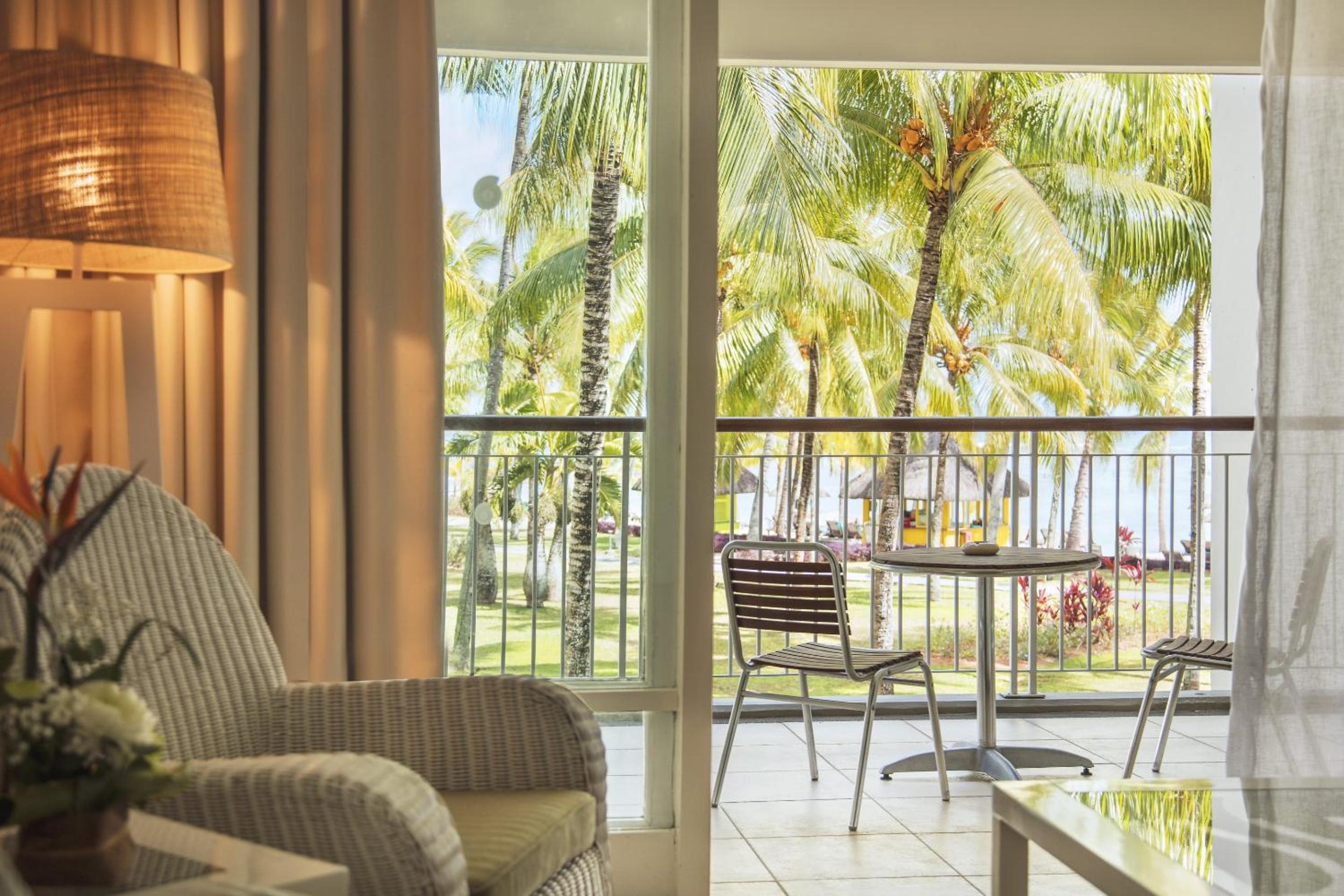 Victoria Room Christmas Special – (2 Adults +1 Child) photo 3