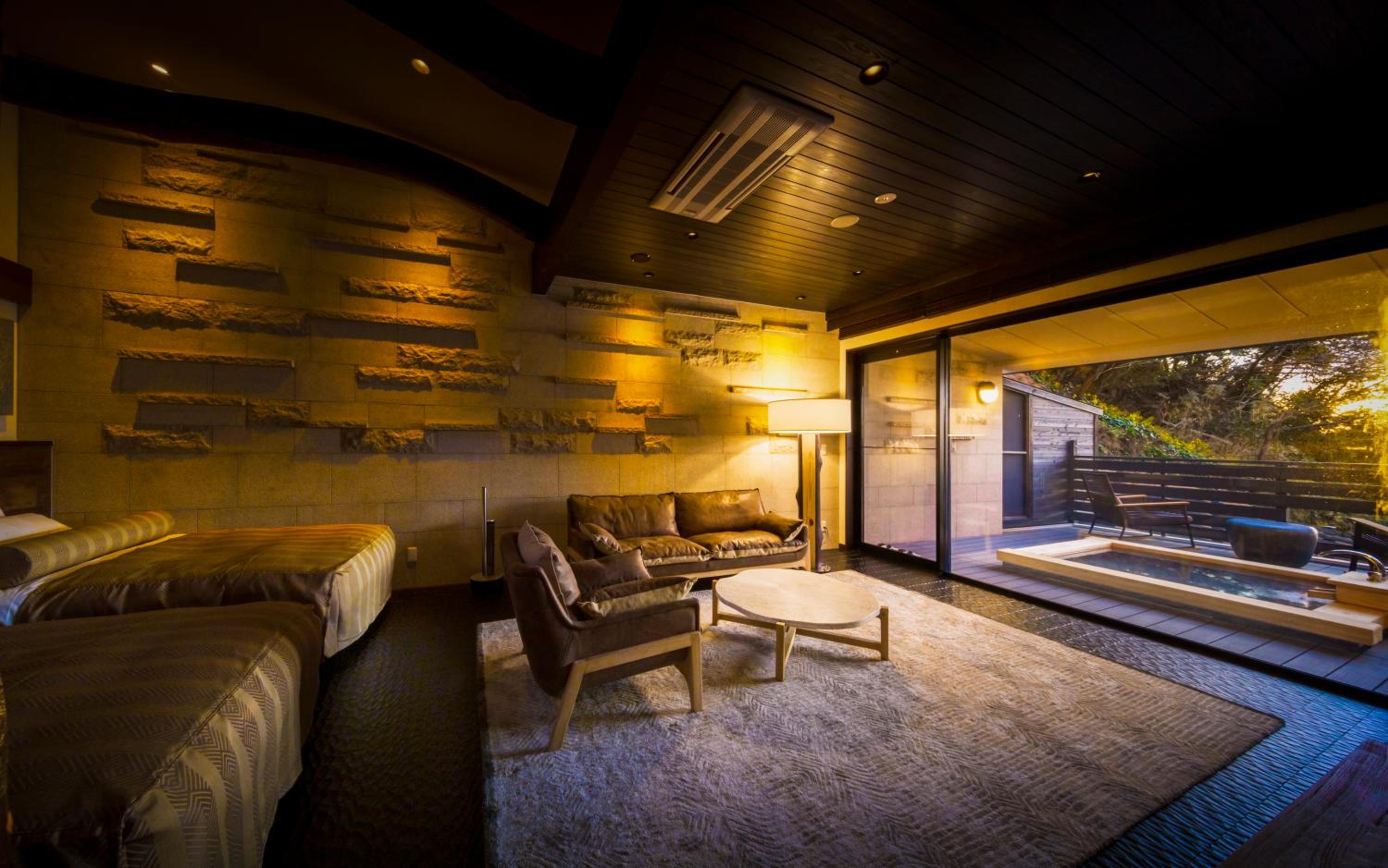 Suite with Spa Bath