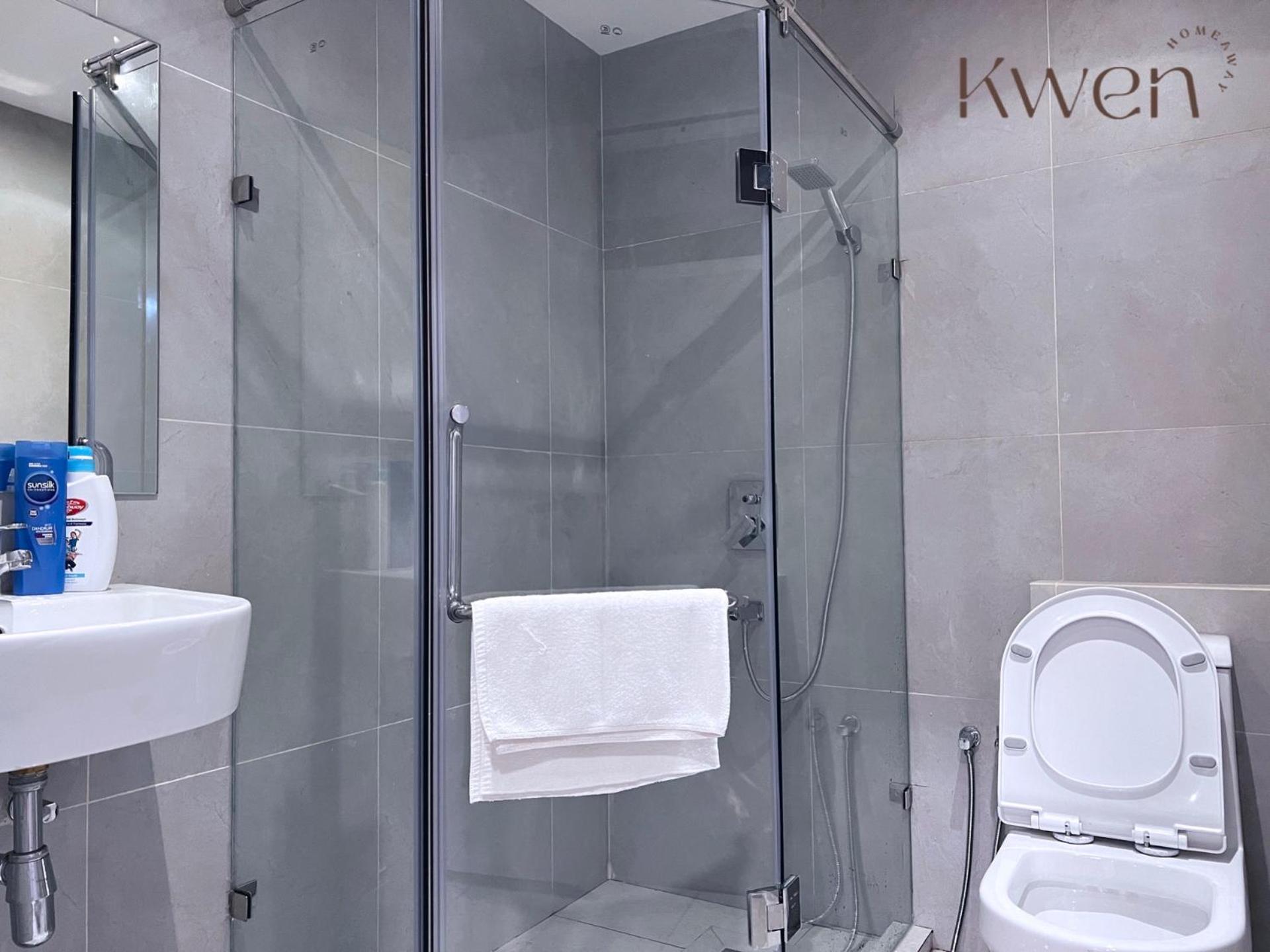 Suite with Sea View - Photo 21