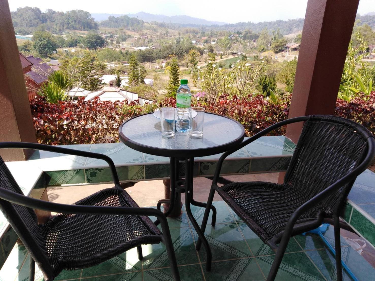 Quadruple Room with Mountain View - Photo 9