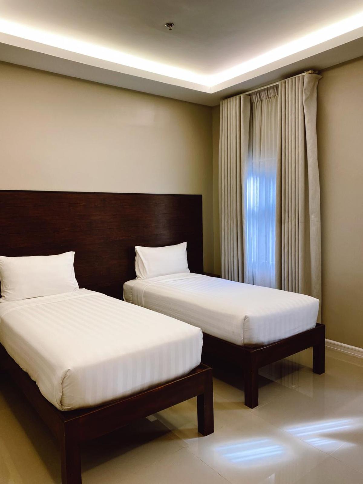 Deluxe Double or Twin Room