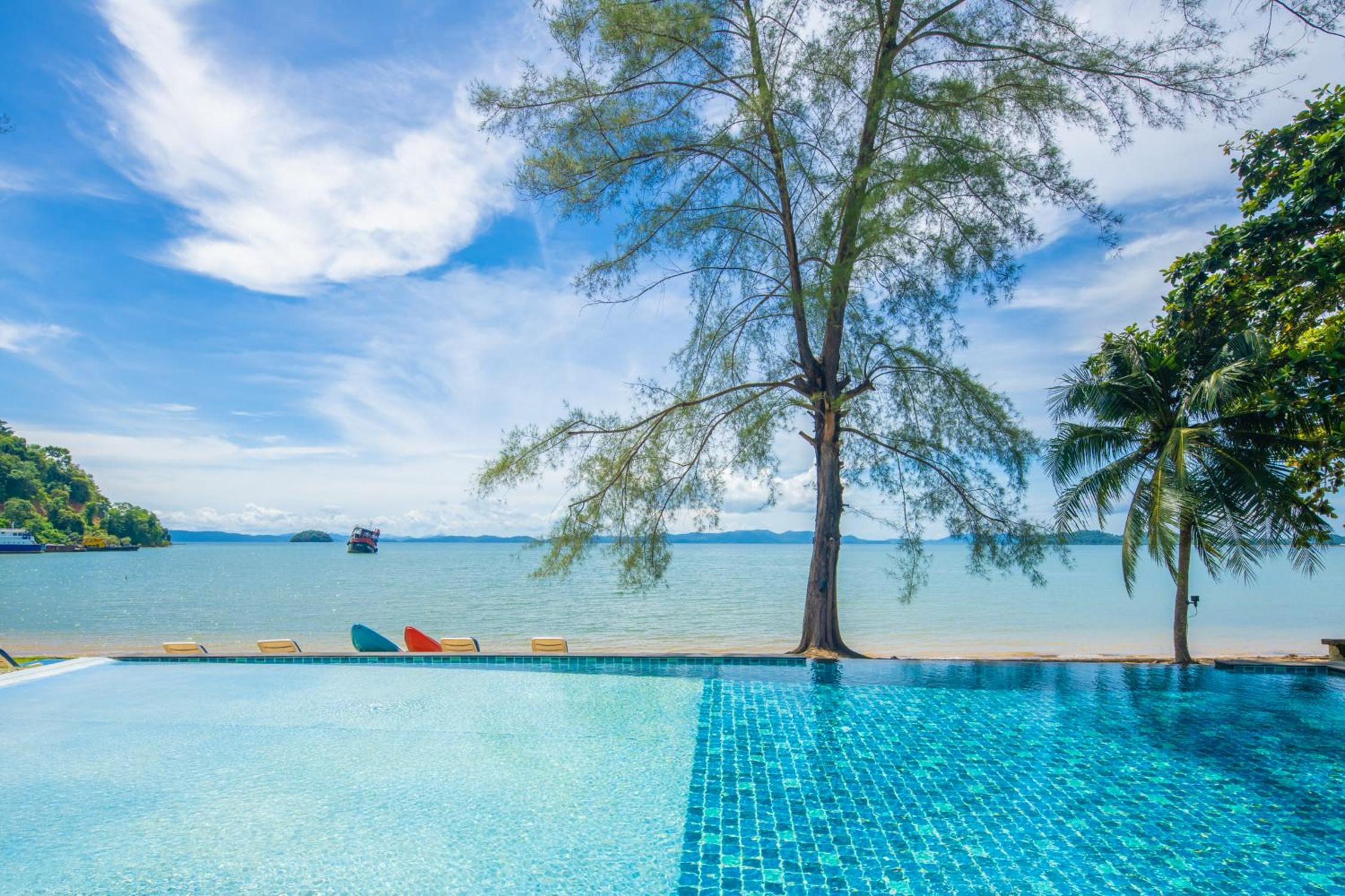 Villa - Beach Front - Photo 8