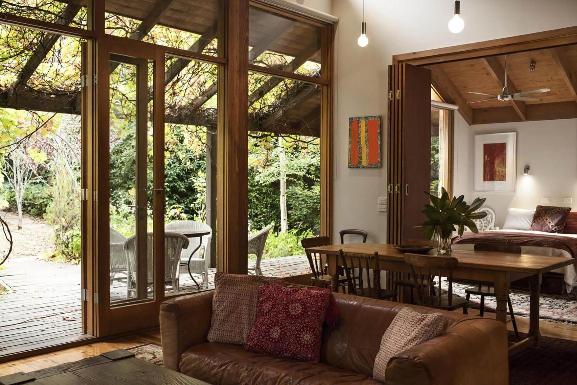 One-Bedroom House photo 1