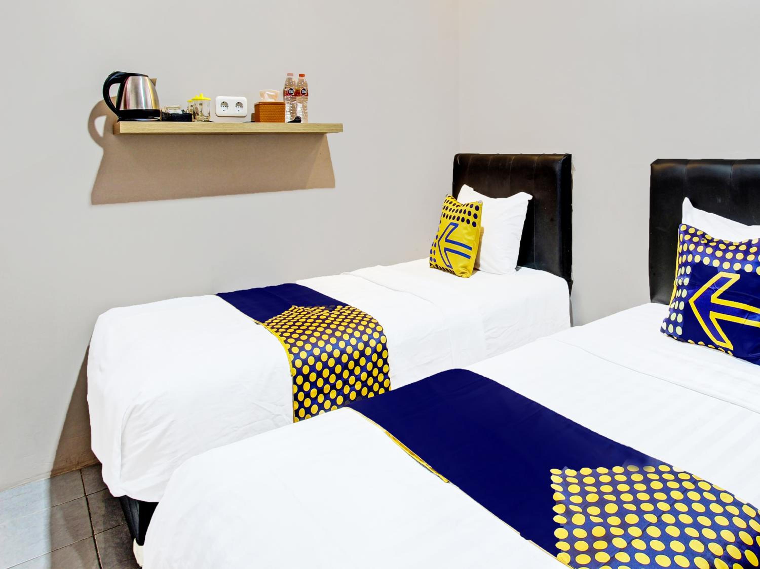 Economy Twin Room