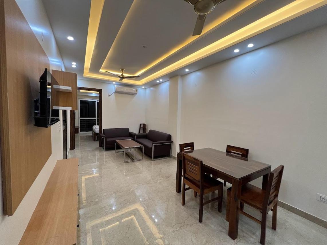 Two-Bedroom Apartment - Photo 37