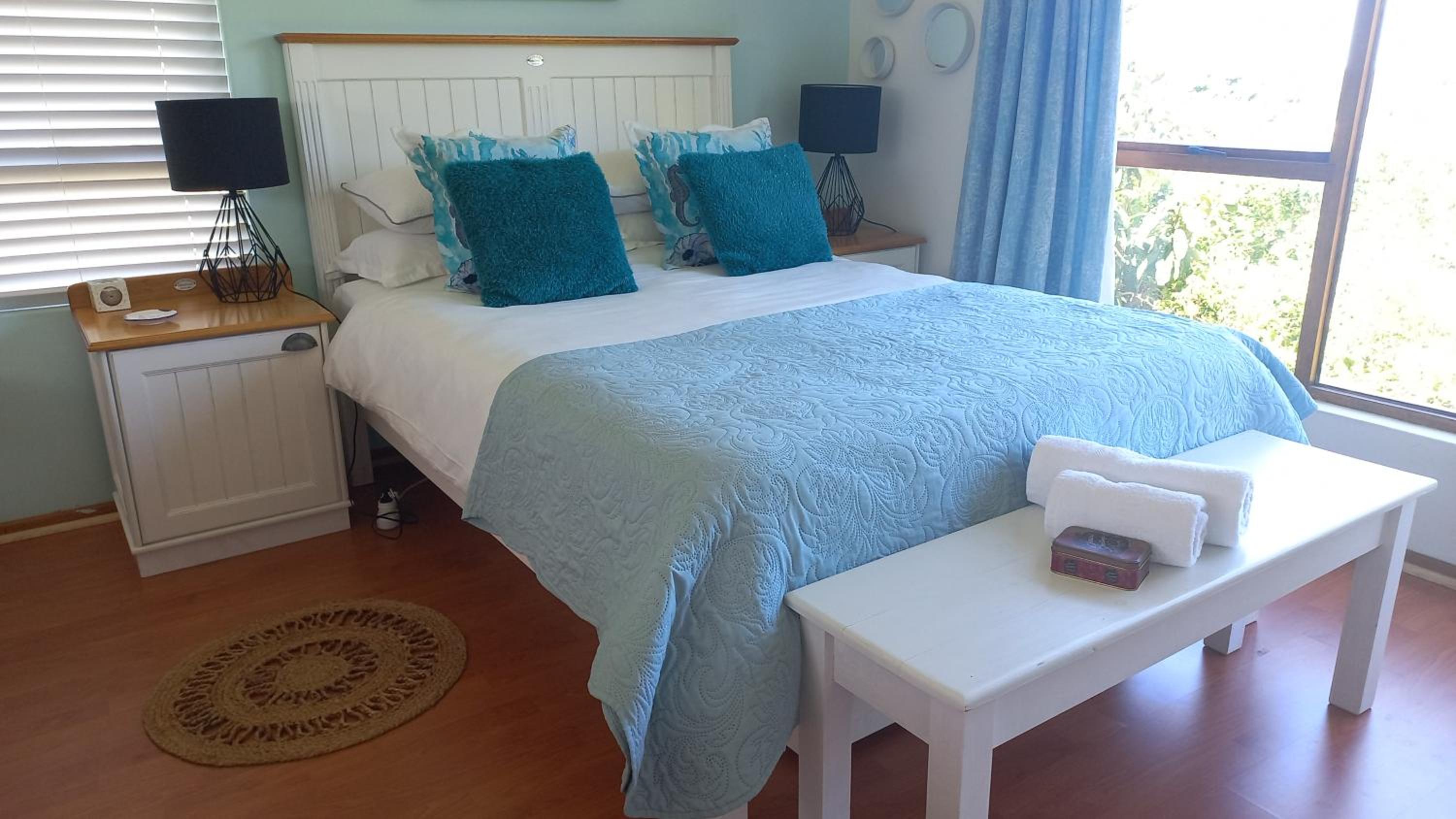 One-Bedroom Apartment - Photo 12