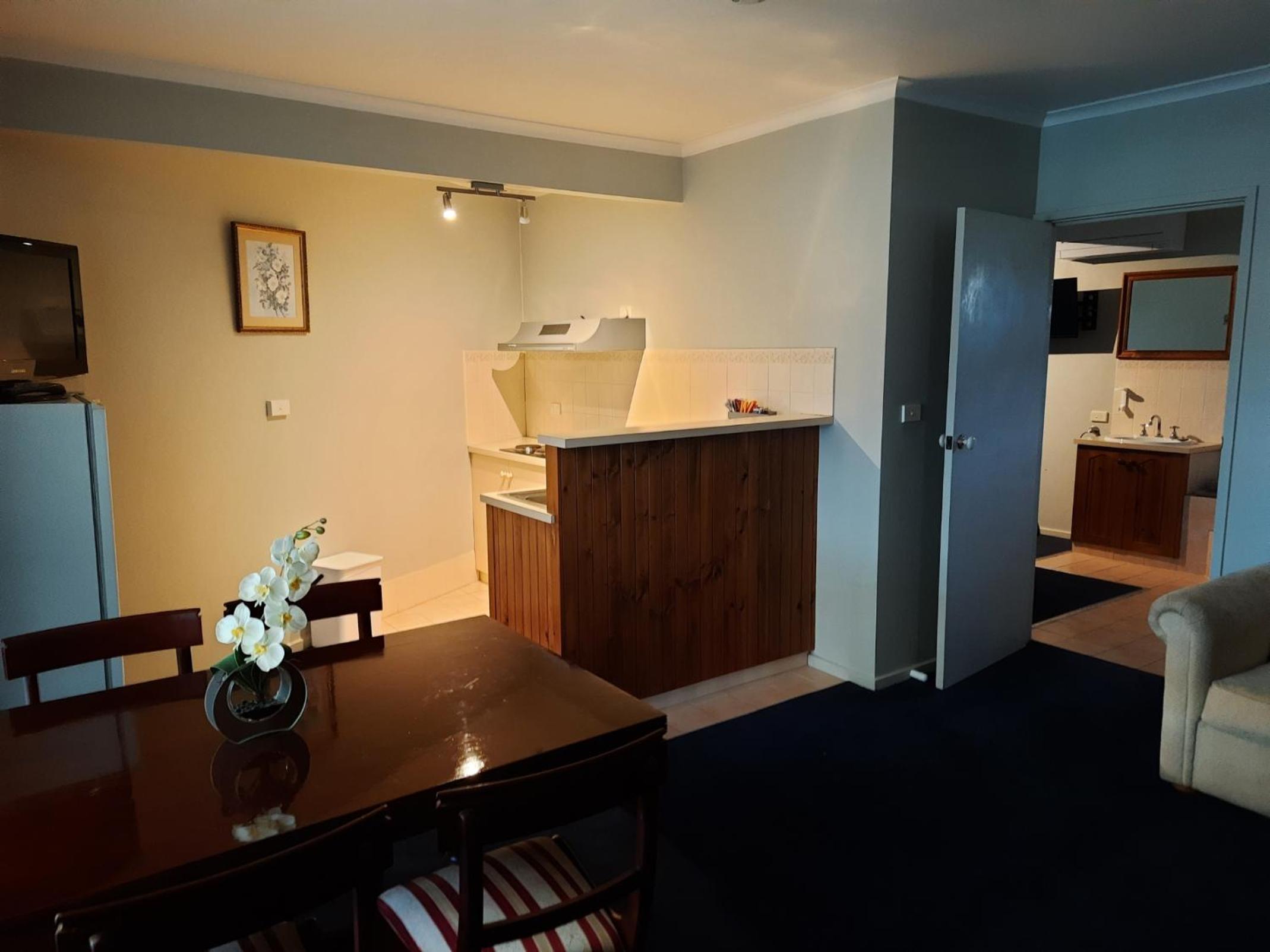 Apartment with Pool View  photo 3