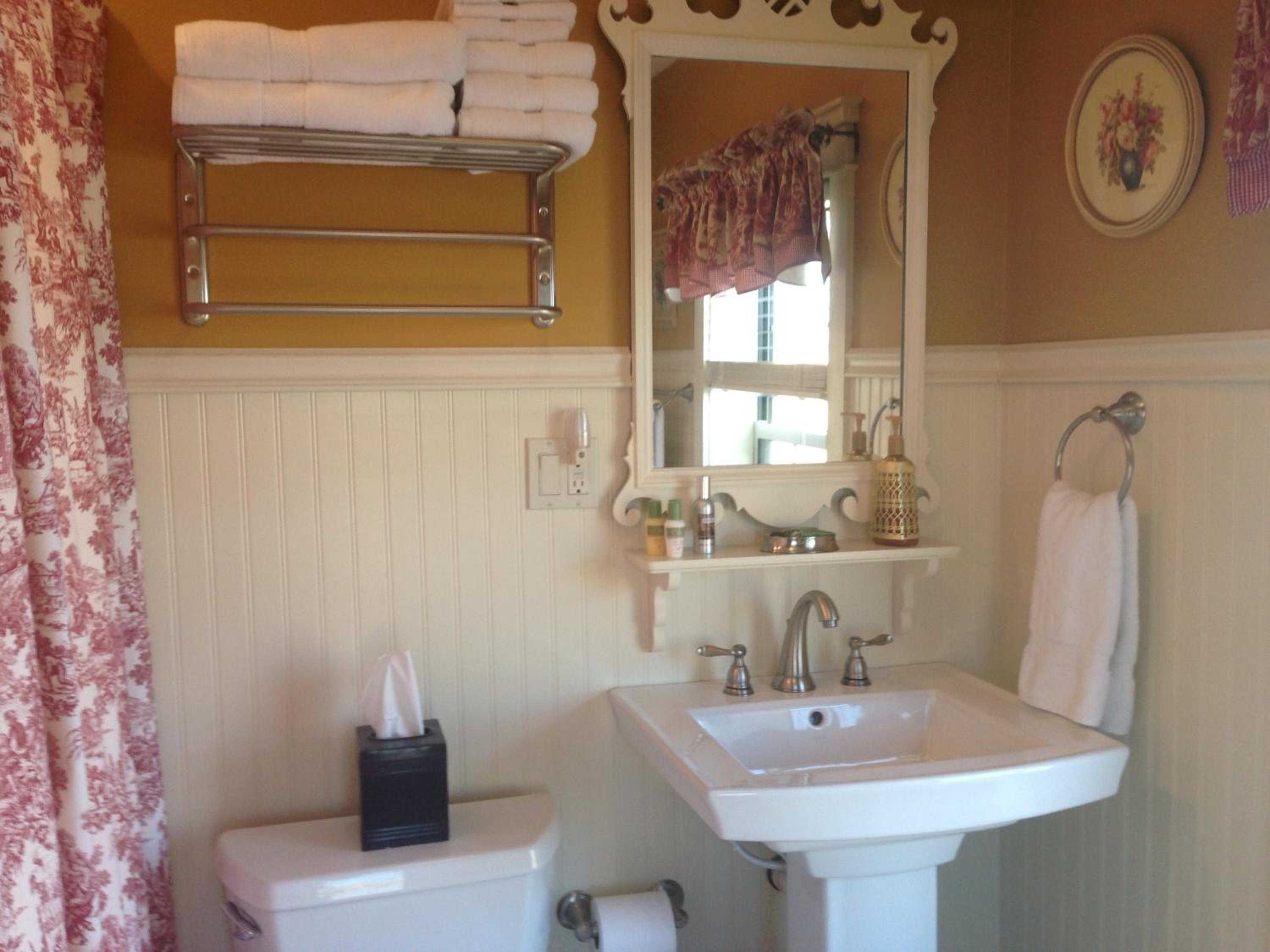 Deluxe Queen Room photo 3