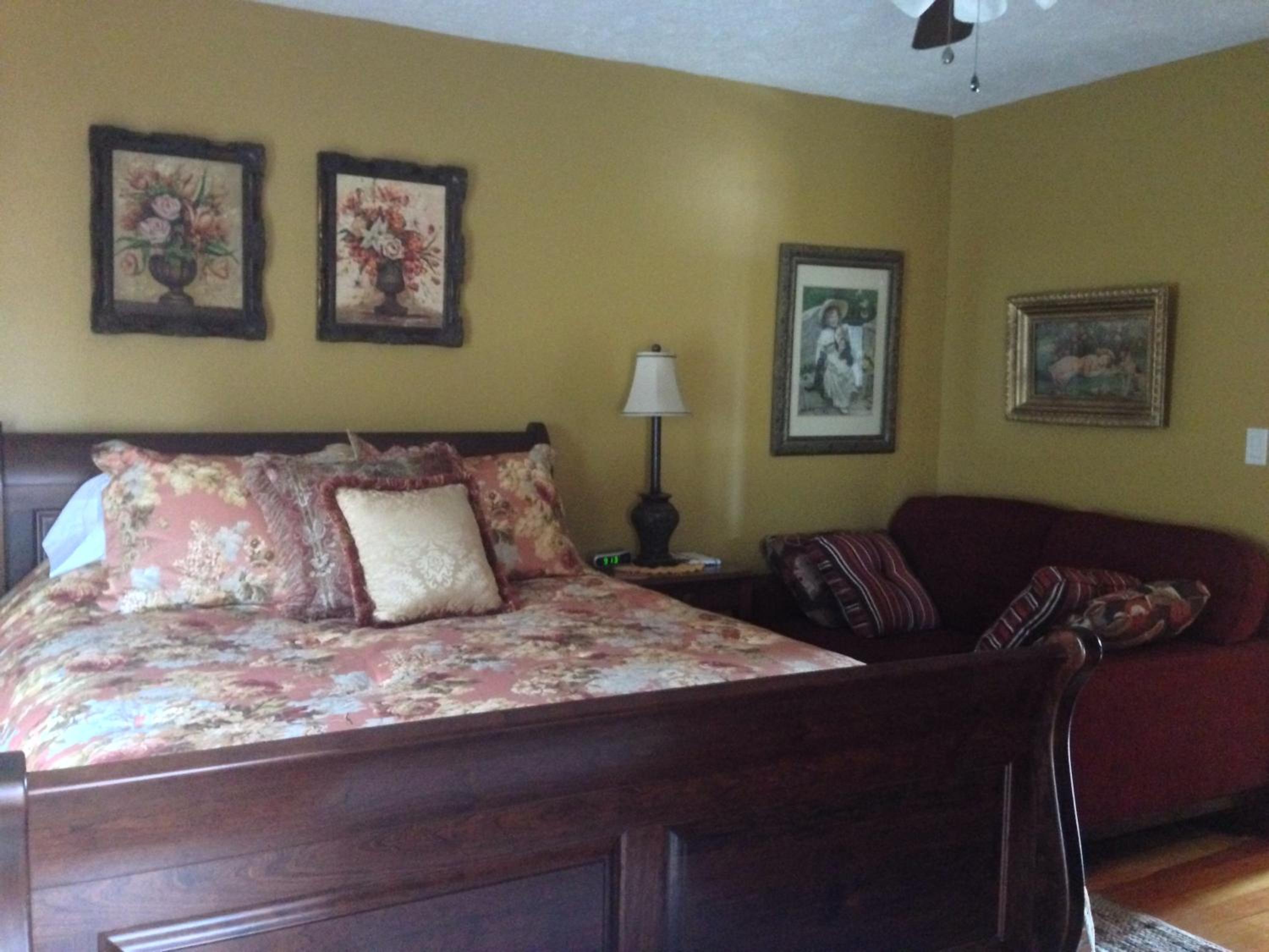 Deluxe Queen Room photo 2