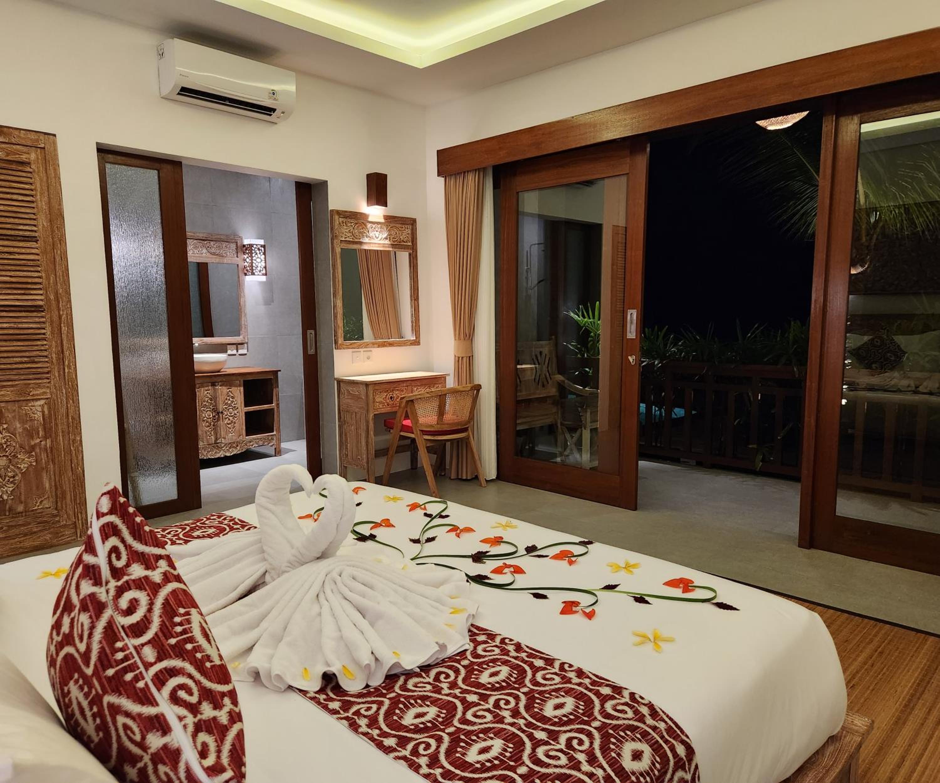 Suite Room - Photo 45