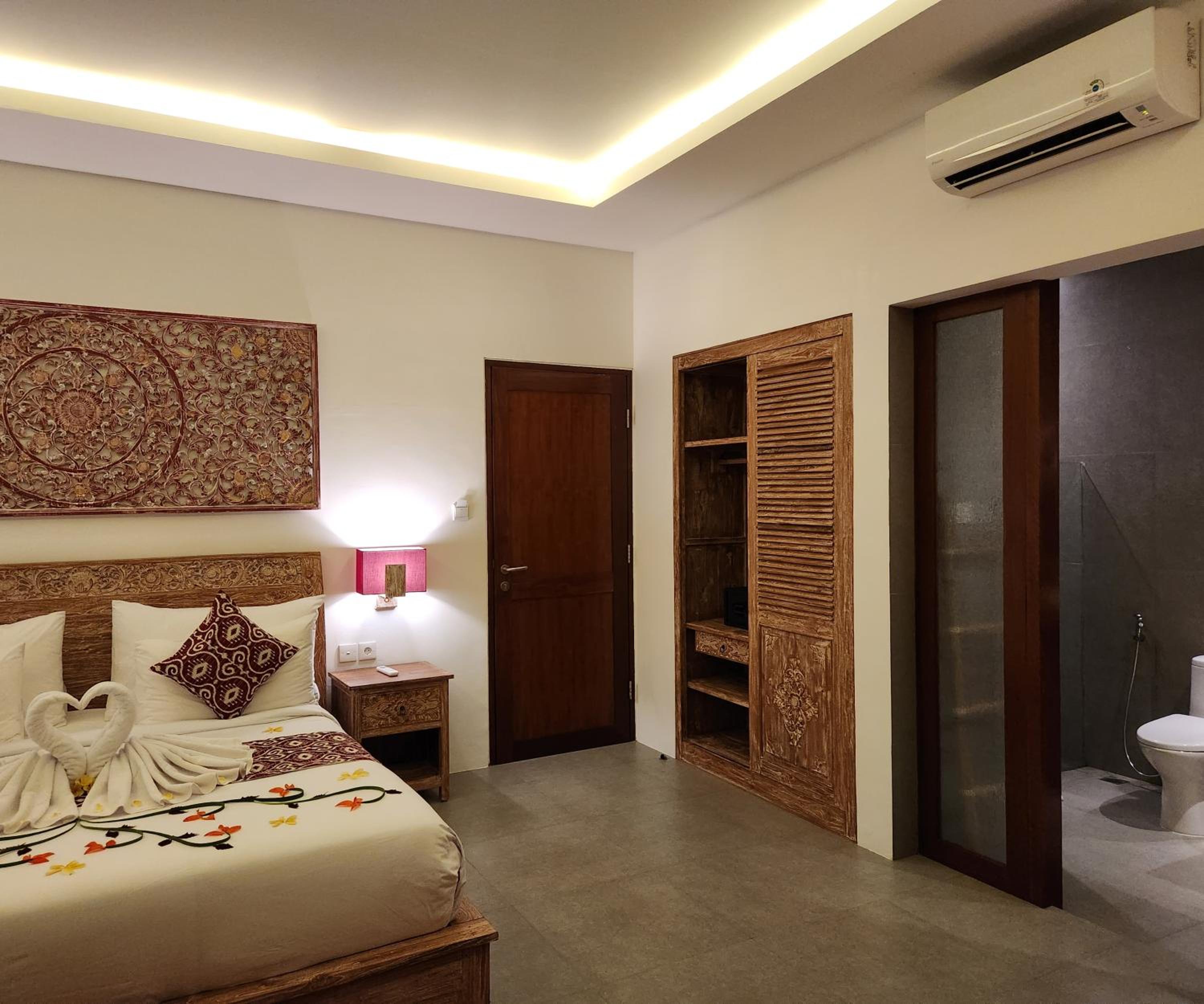 Suite Room - Photo 42