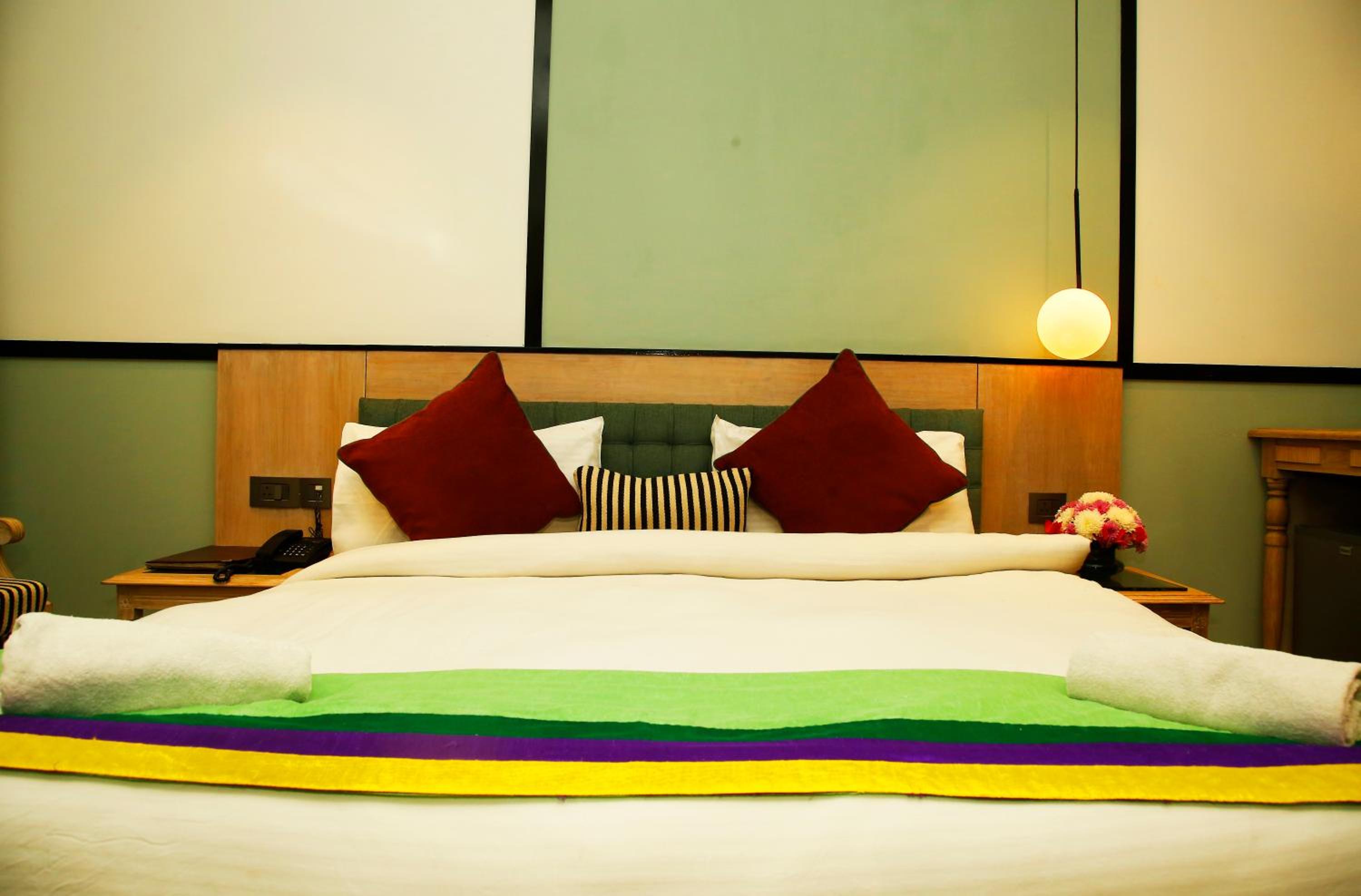 Deluxe Room - Photo 4