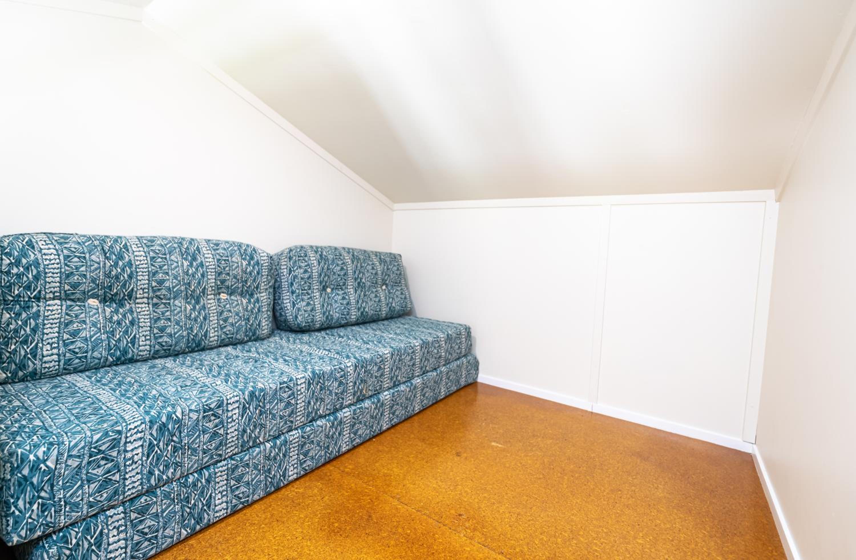 One-Bedroom Apartment photo 3