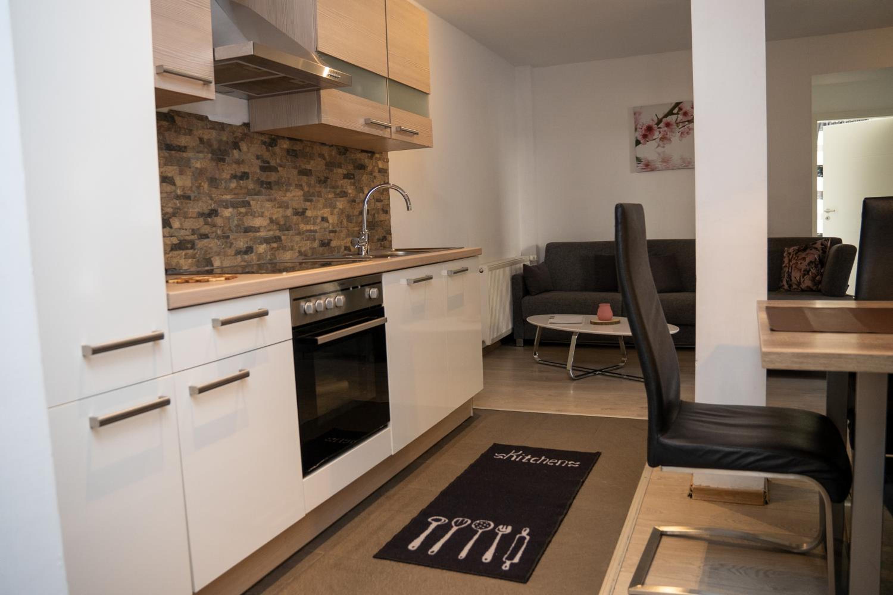 Two-Bedroom Apartment - Photo 3