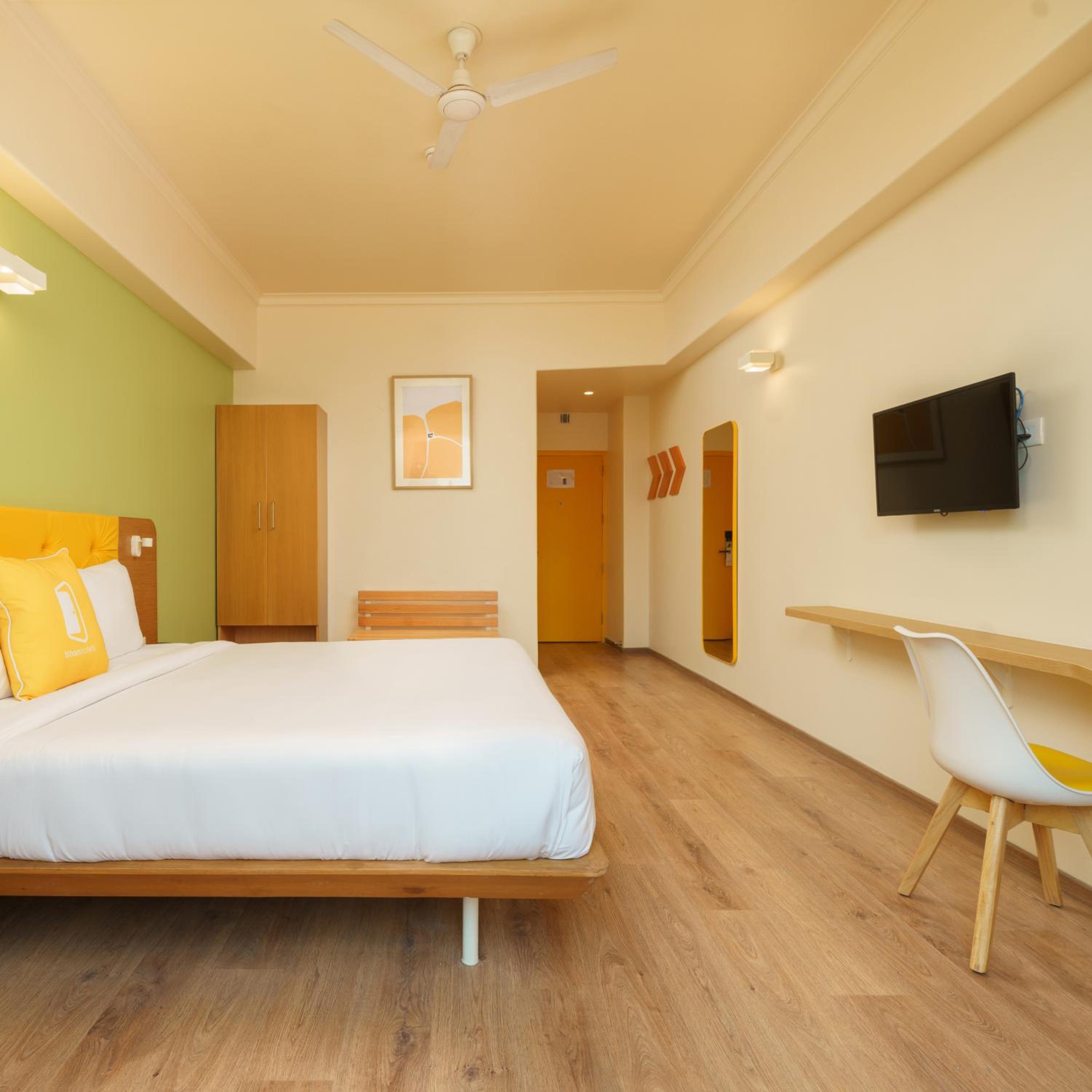 Standard King Room