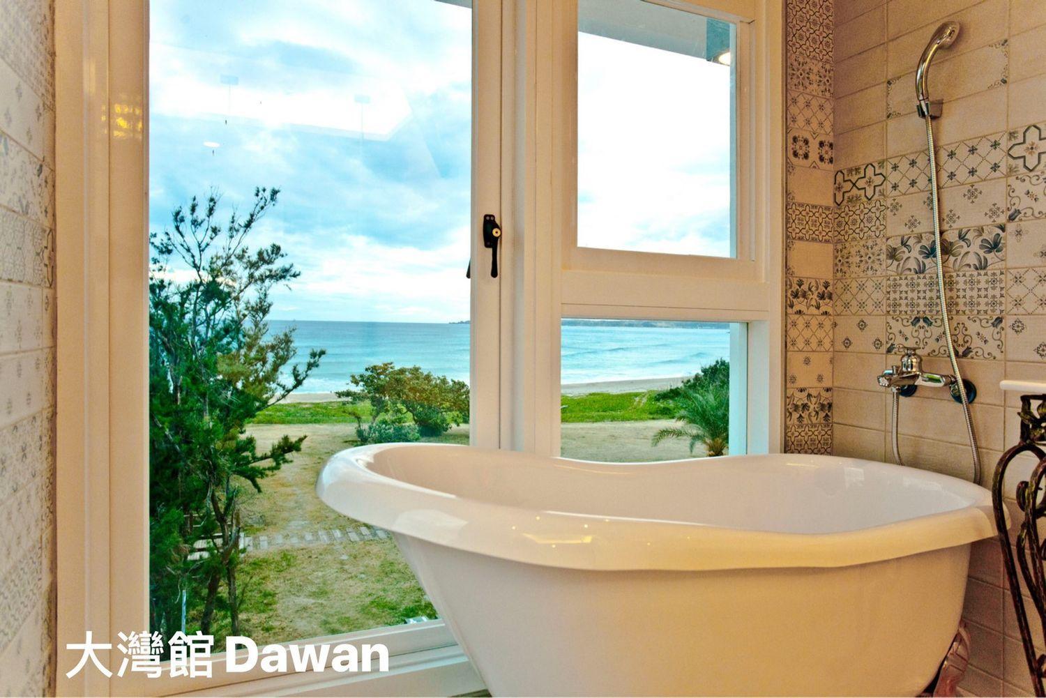 Double Room with Sea View - Photo 3